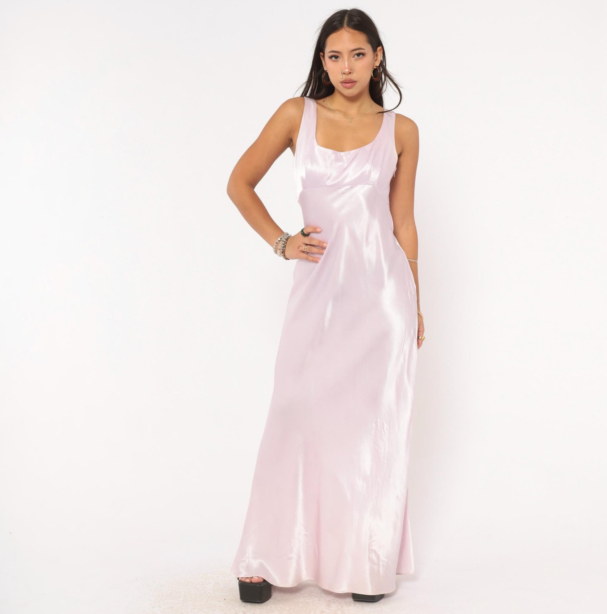 90s Niki Originals Lilac Satin Maxi Gown Sweetheart Neckline Lace-Up Back Medium M