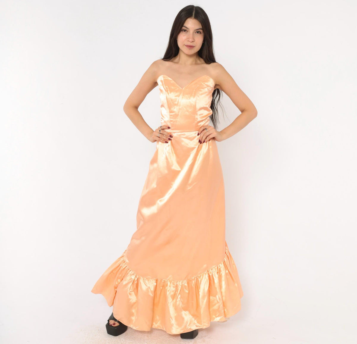 80s Peach Satin Strapless Maxi Gown Sweetheart Neckline Lace Bustle Small