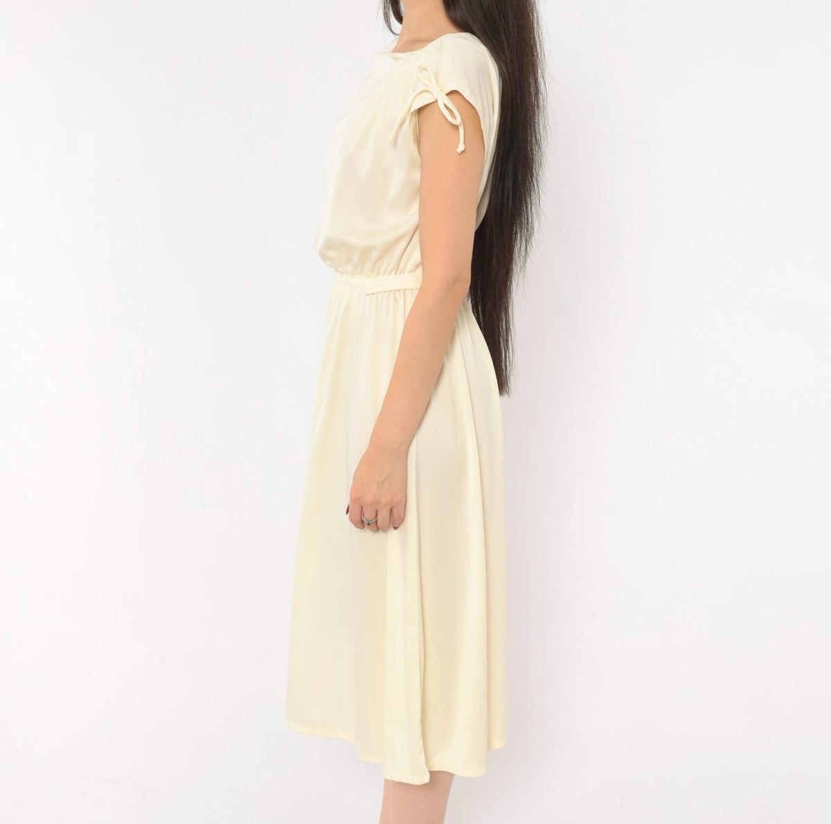 70s Cream Cap Sleeve Dress Ivory A-Line Midi Bow Detail Scoop Neck Small