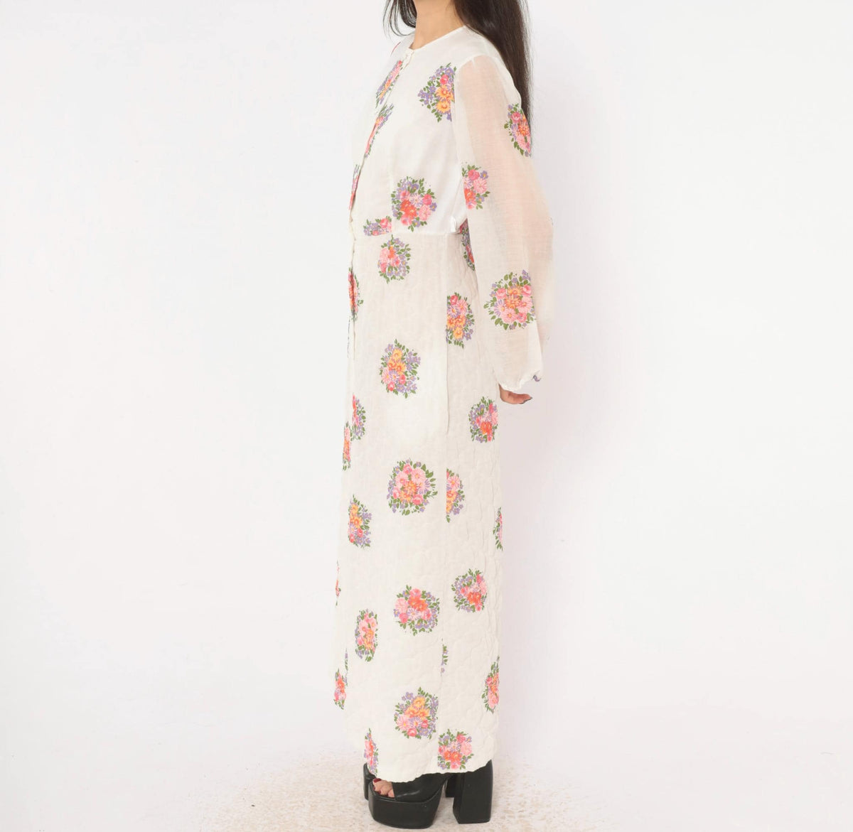 70s White Floral Quilted Maxi Dress Balloon Sleeve Button Front Small