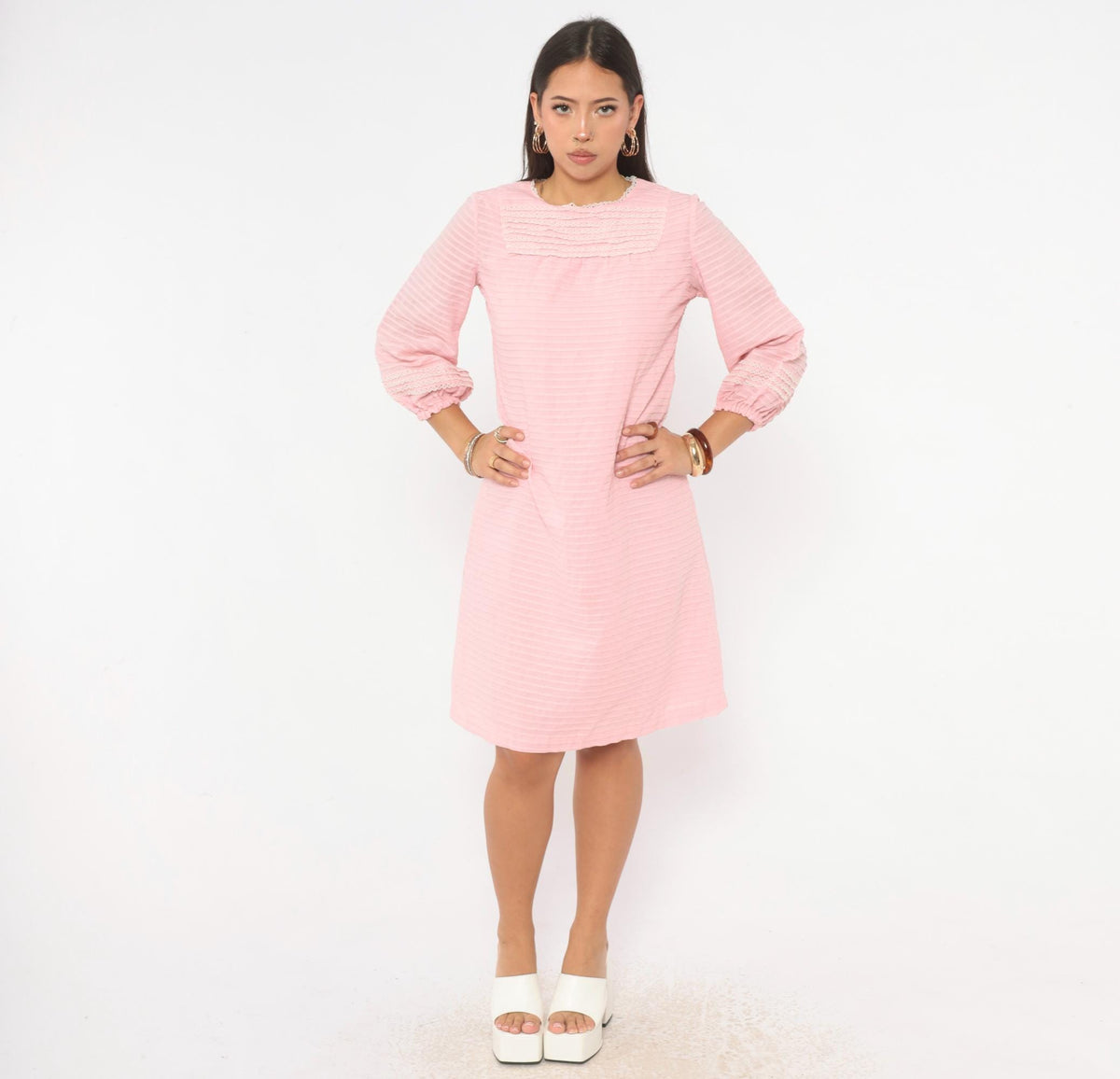 60s Pink Shift Dress White Crochet Lace Trim Puff Sleeve Knee Length Medium