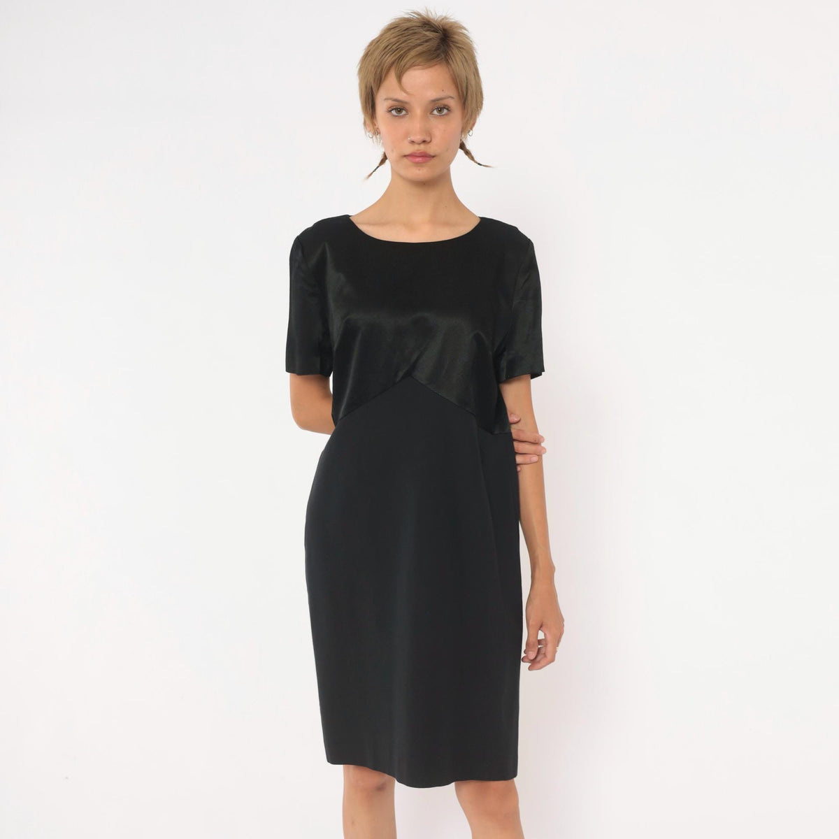 90s Black Satin Bodice Knee-Length Dress Short Sleeve Sheath Medium M