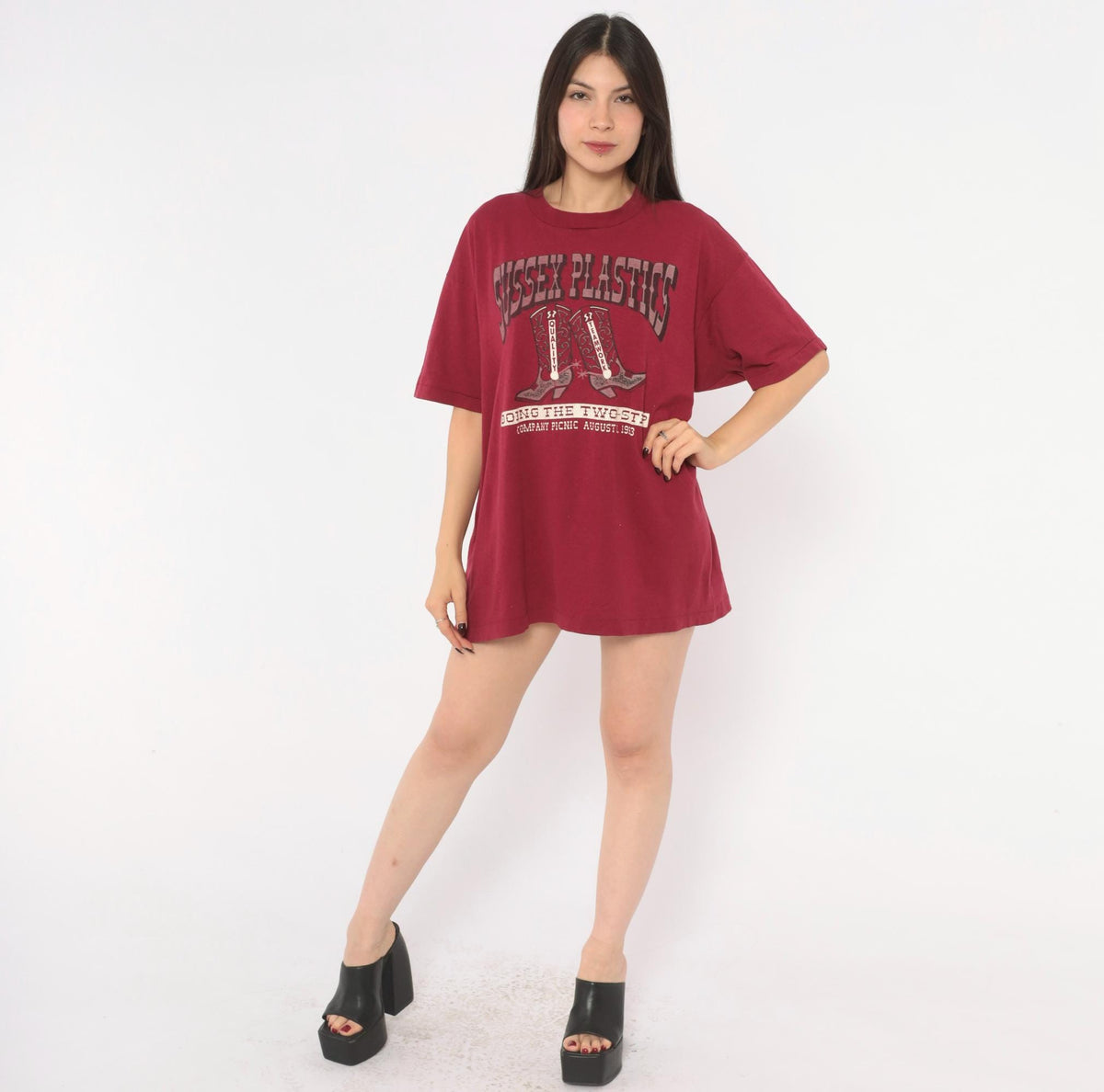 90s Fruit of the Loom Cowboy Boots Graphic Tee Burgundy Western Print Large