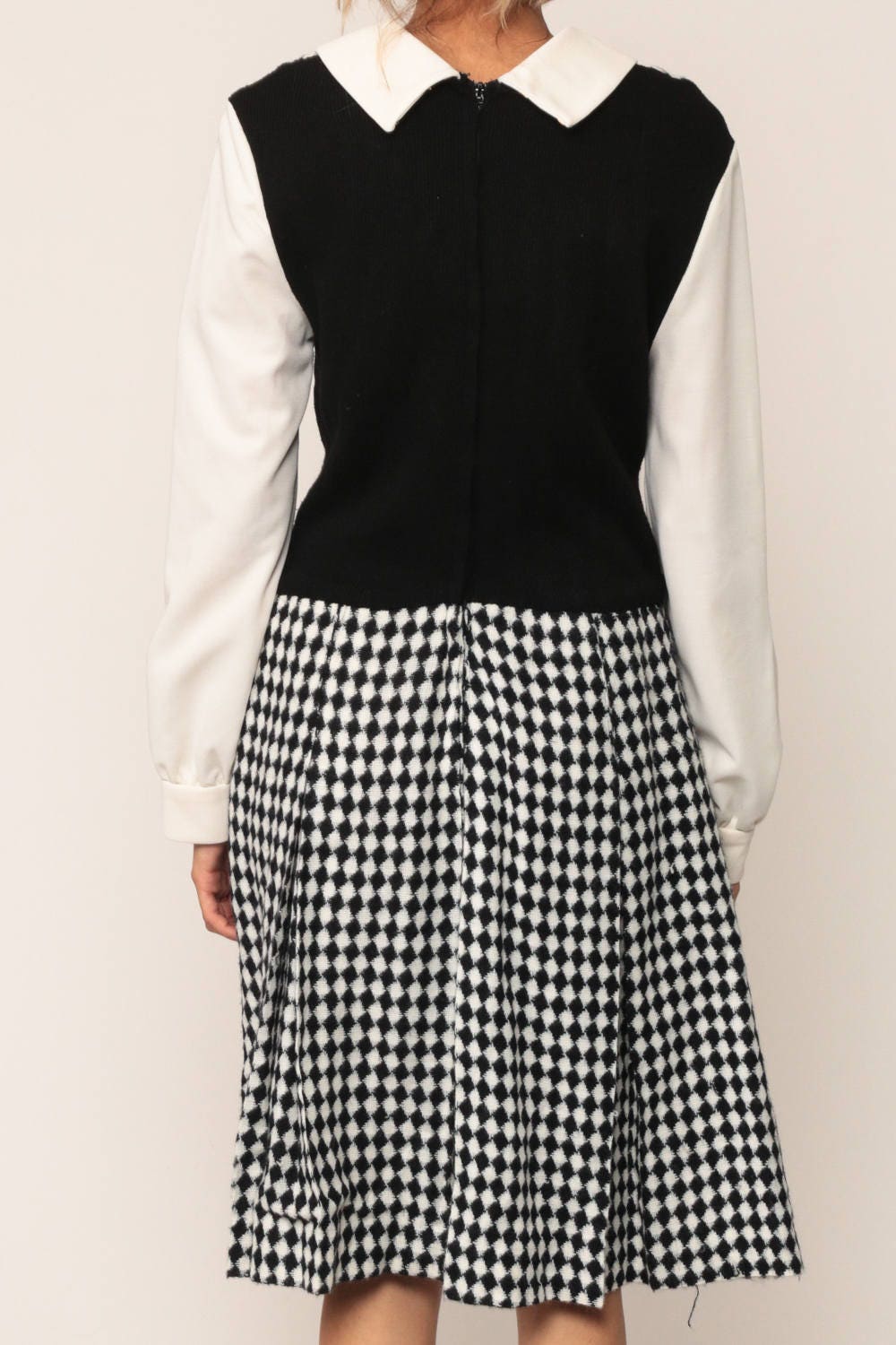 1970s Black White Checkered Midi Dress Drop Waist Pleated Long Sleeve Medium Large