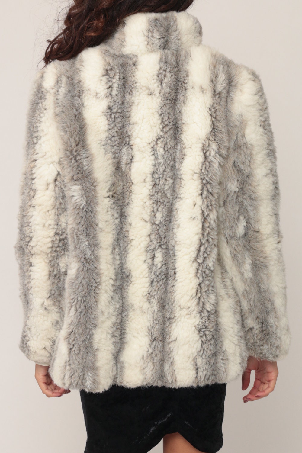 80s Faux Fur Striped Coat Grey Off-White Zip Jacket Extra Small