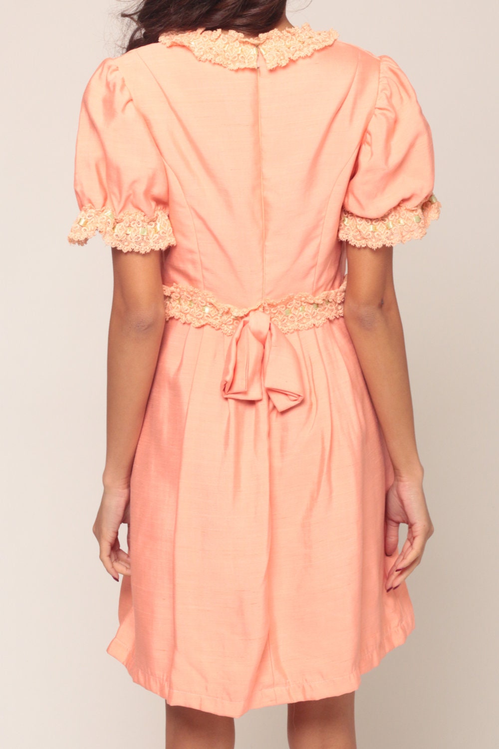 60s Pink Mini Dress Puff Sleeve Bow Back Lace Trim Small