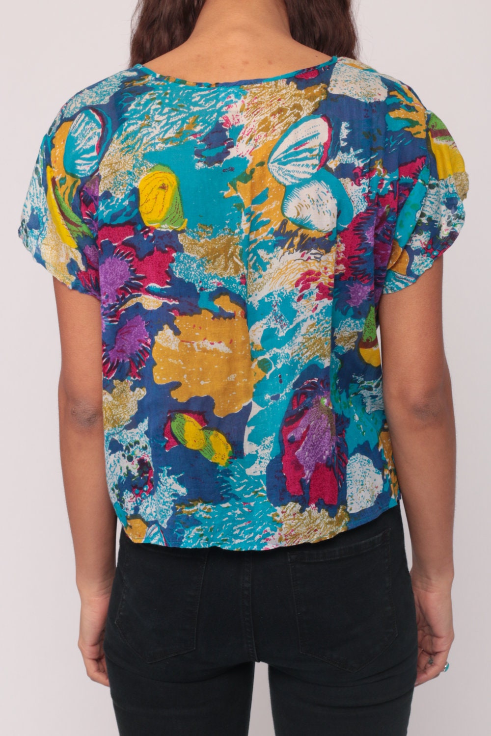 90s Under The Sea Graphic Tee Seashell Clam Print Semi-Sheer Medium