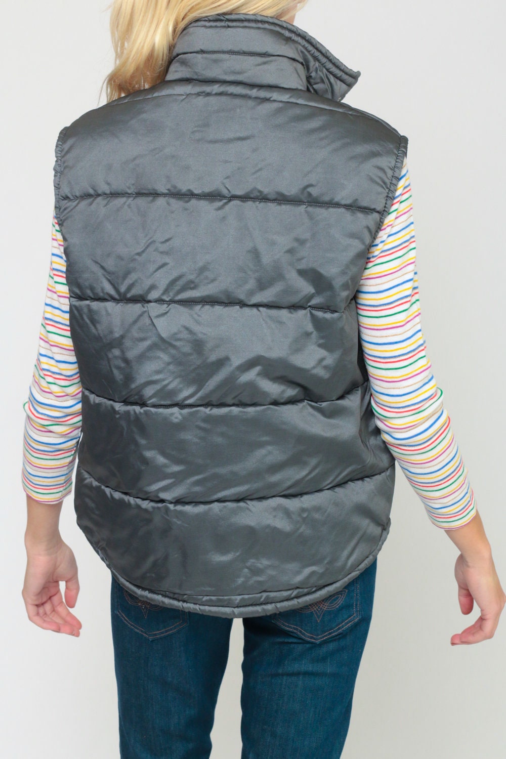 1970s Grey Puffer Vest Unisex Snap Front Sleeveless Jacket Medium