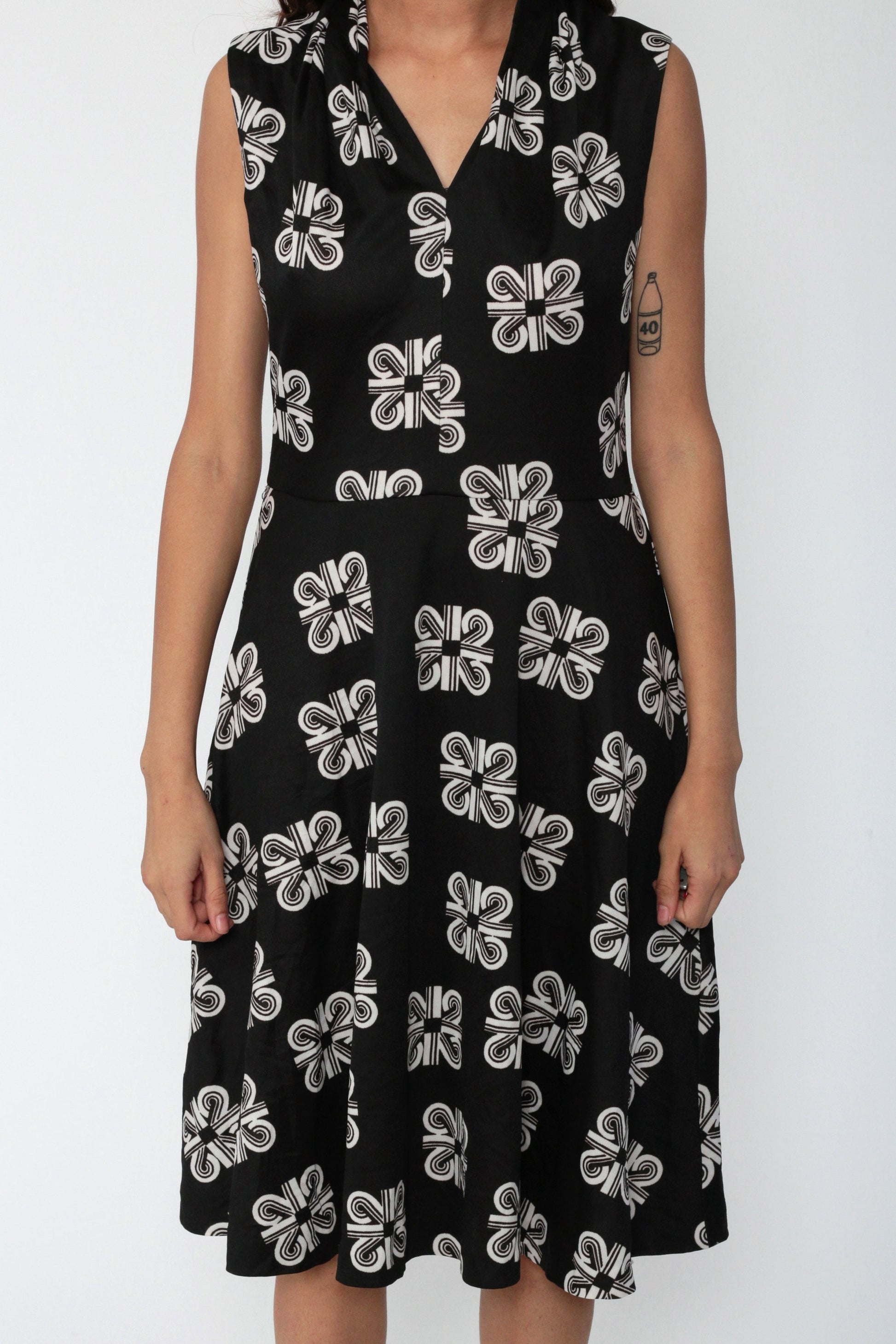 1970s Geometric Print Sleeveless Dress Green Striped Diamond Mini Medium