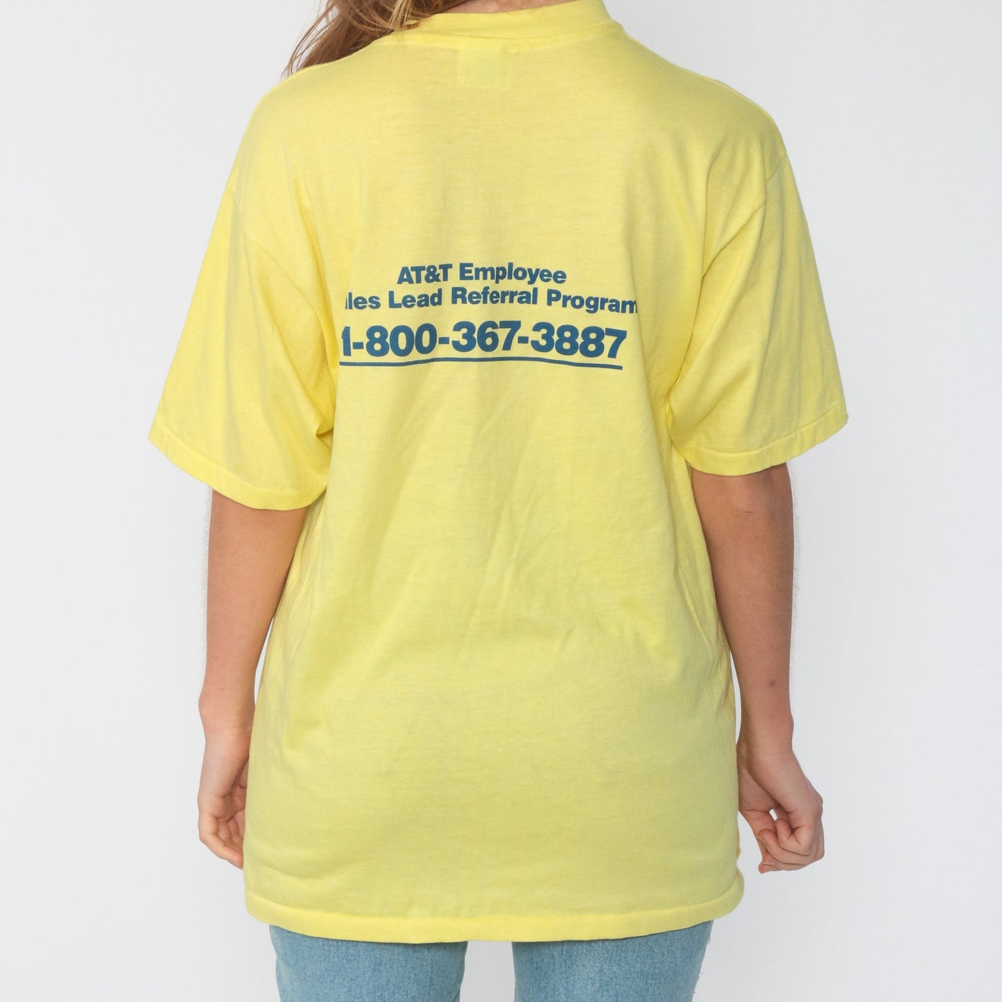 80s Dog Pun Graphic T-Shirt Looking For Leads Yellow Unisex Medium