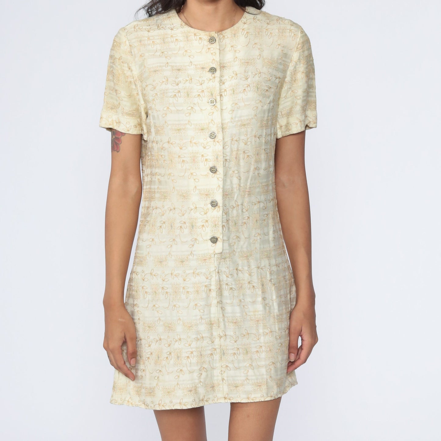1960s L'Aiglon Cream Embroidered Shift Mini Dress Floral Small