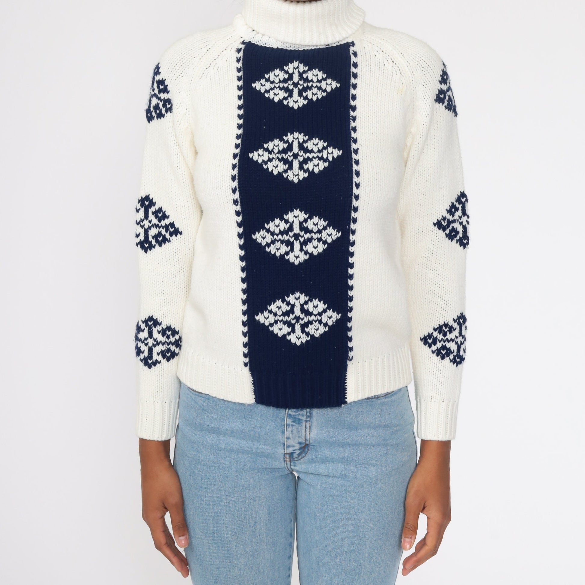 70s White Geometric Turtleneck Sweater Raglan Pullover Extra Small XS