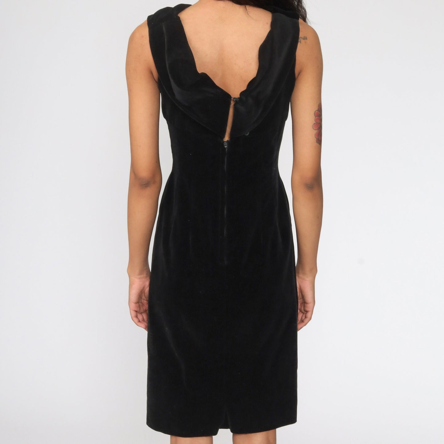1960s Black Velvet Midi Sheath Dress Lou-ette Fitted Cocktail Small