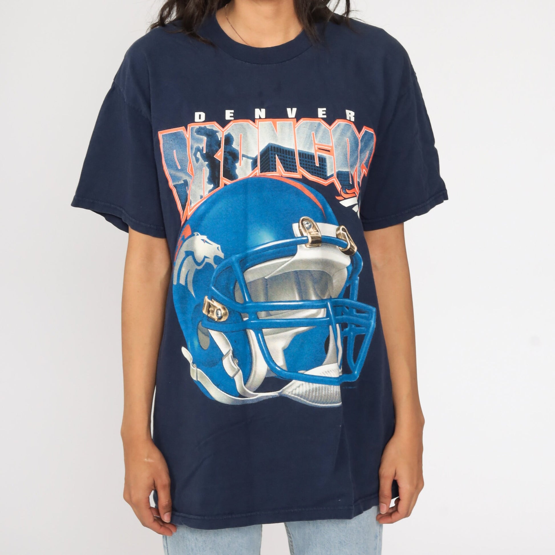 90s Denver Broncos NFL Football T-Shirt Vintage Starter Medium Large