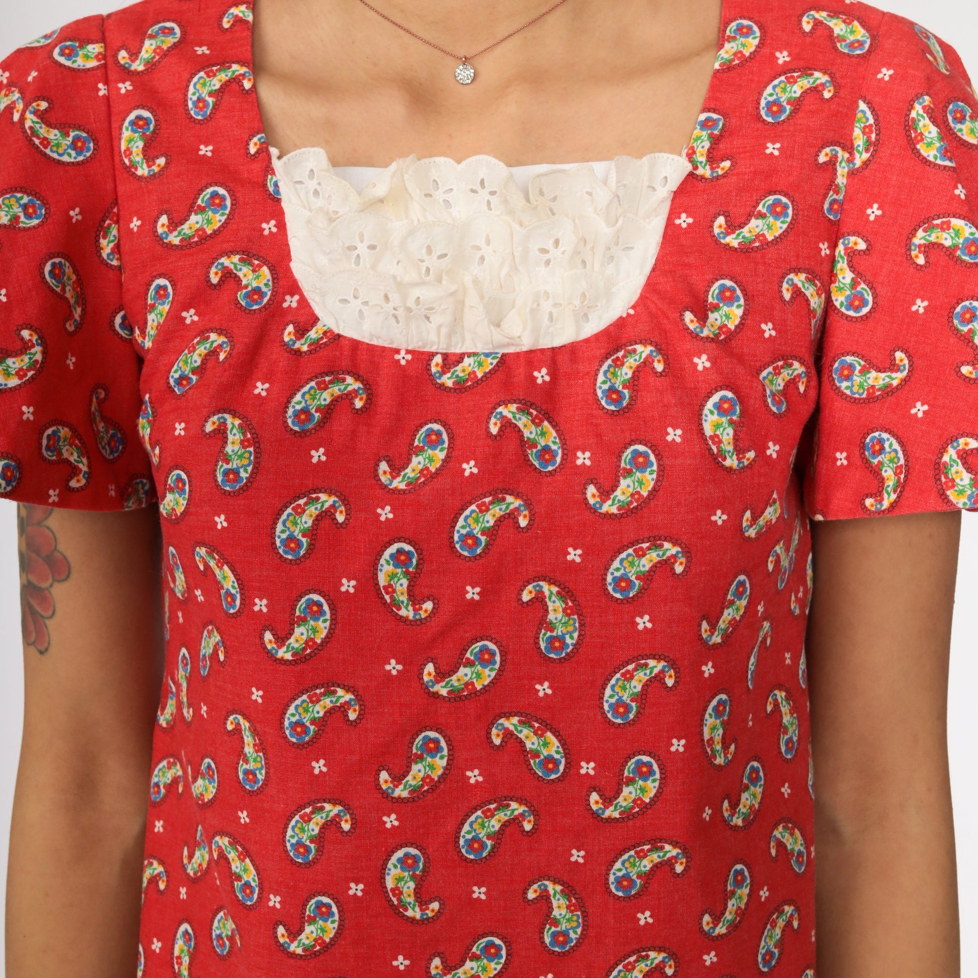 60s Psychedelic Paisley Mini Dress Flutter Sleeve Shift Red Small