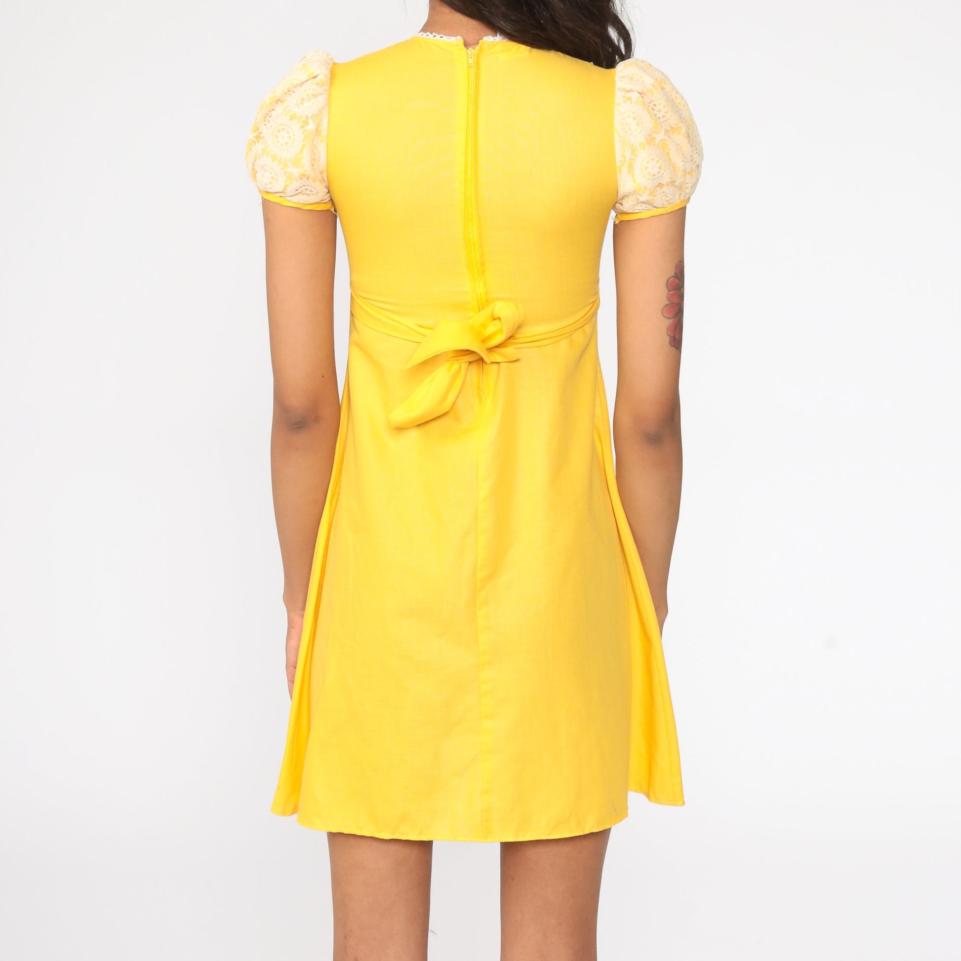 60s Yellow Lace Puff Sleeve Shift Mini Dress 2XS