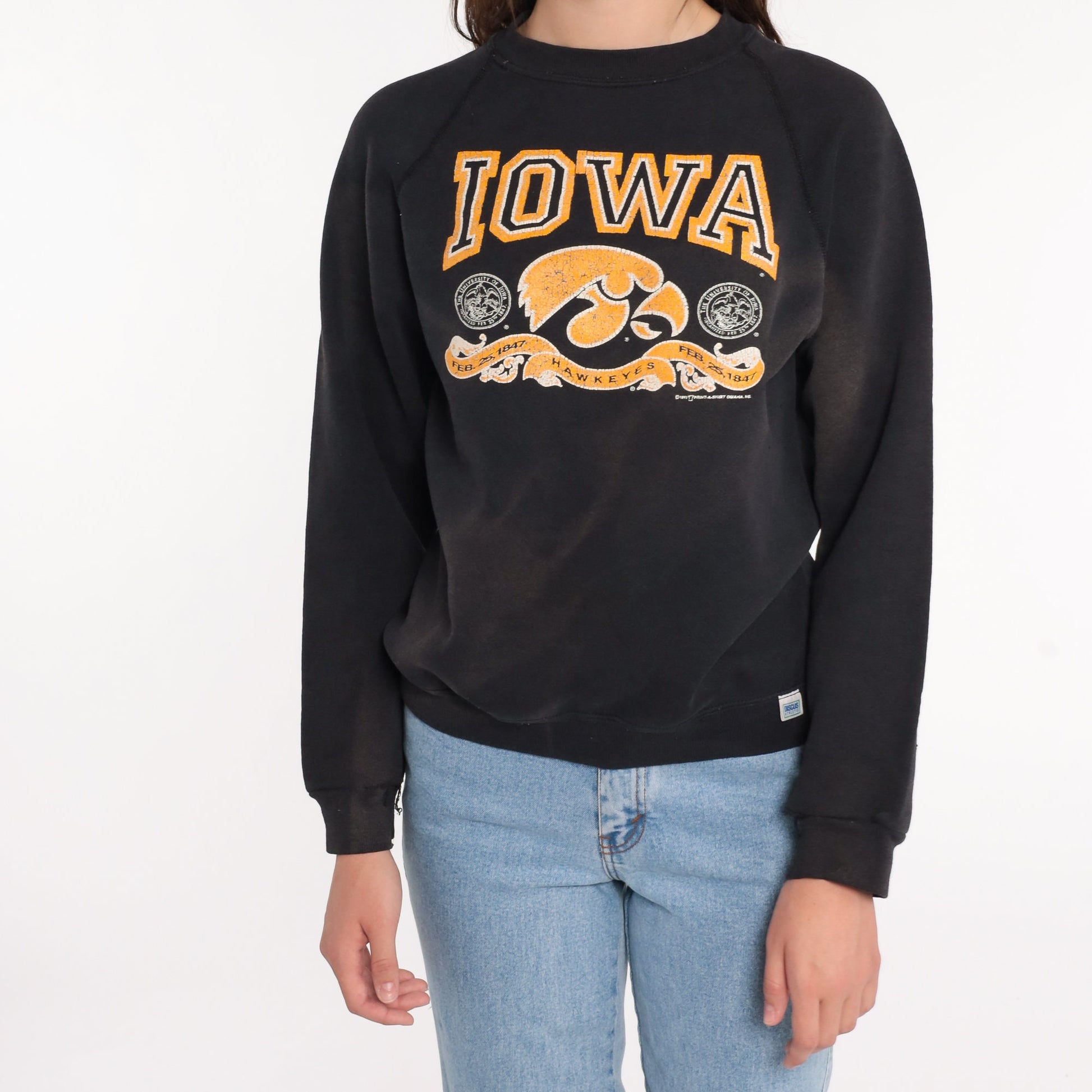 80s Iowa Hawkeyes Distressed Sweatshirt Black Graphic Crewneck Small