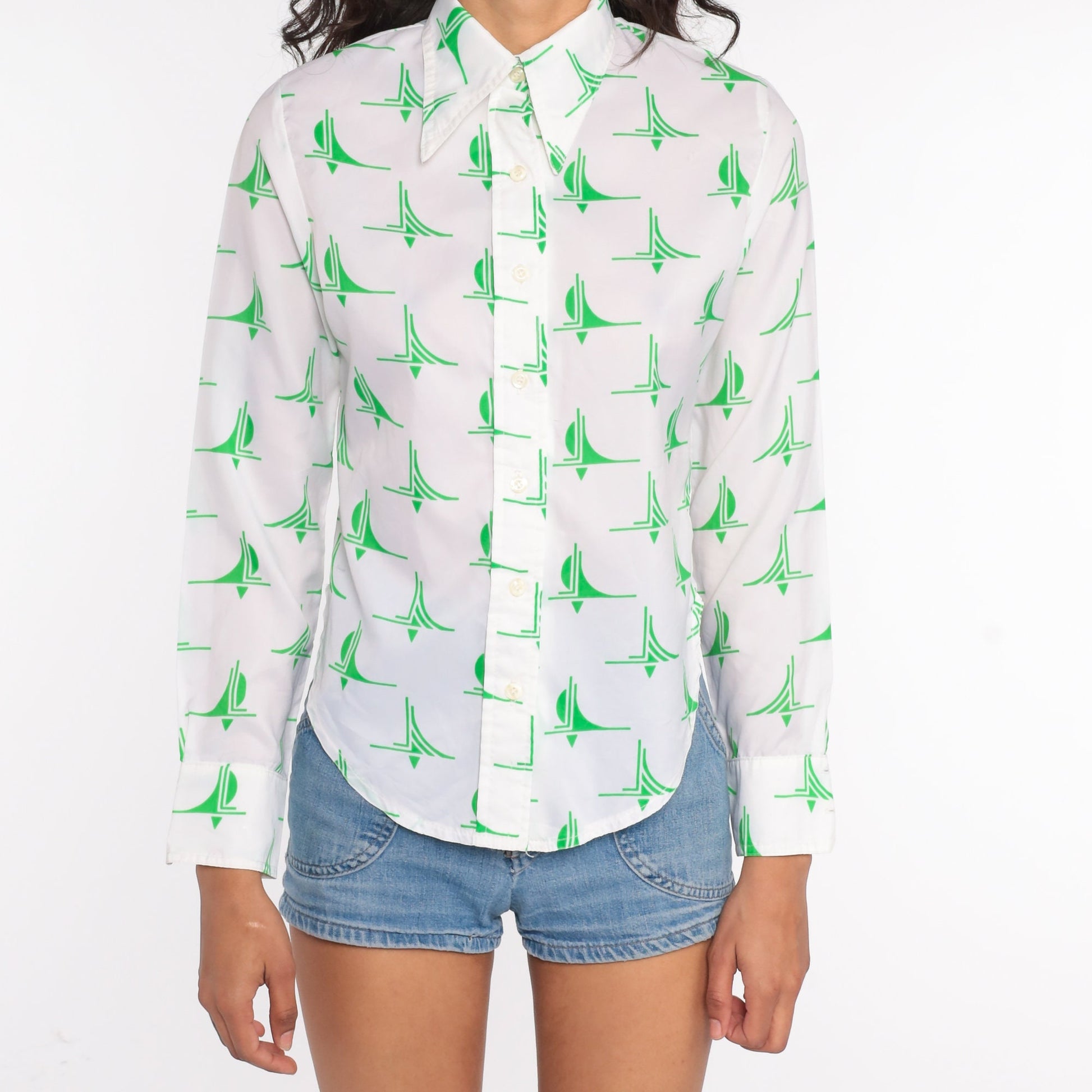 70s Geometric Print Button Up Shirt White Green Long Sleeve Small