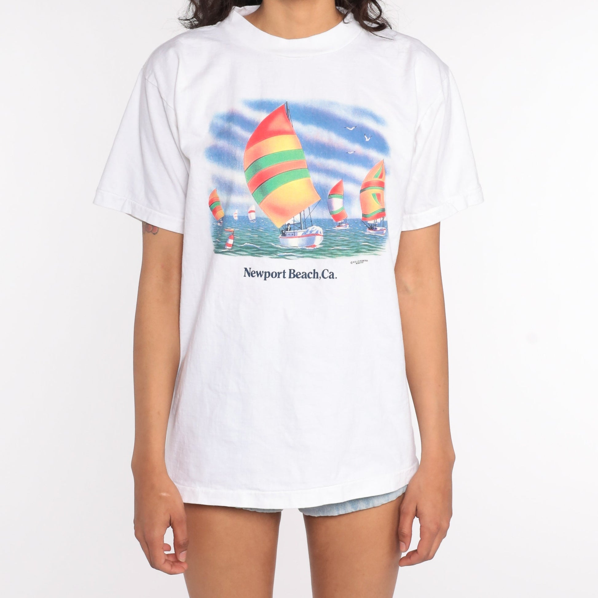 90s Newport Beach Sailboat Graphic T-Shirt California Cotton Tee Medium