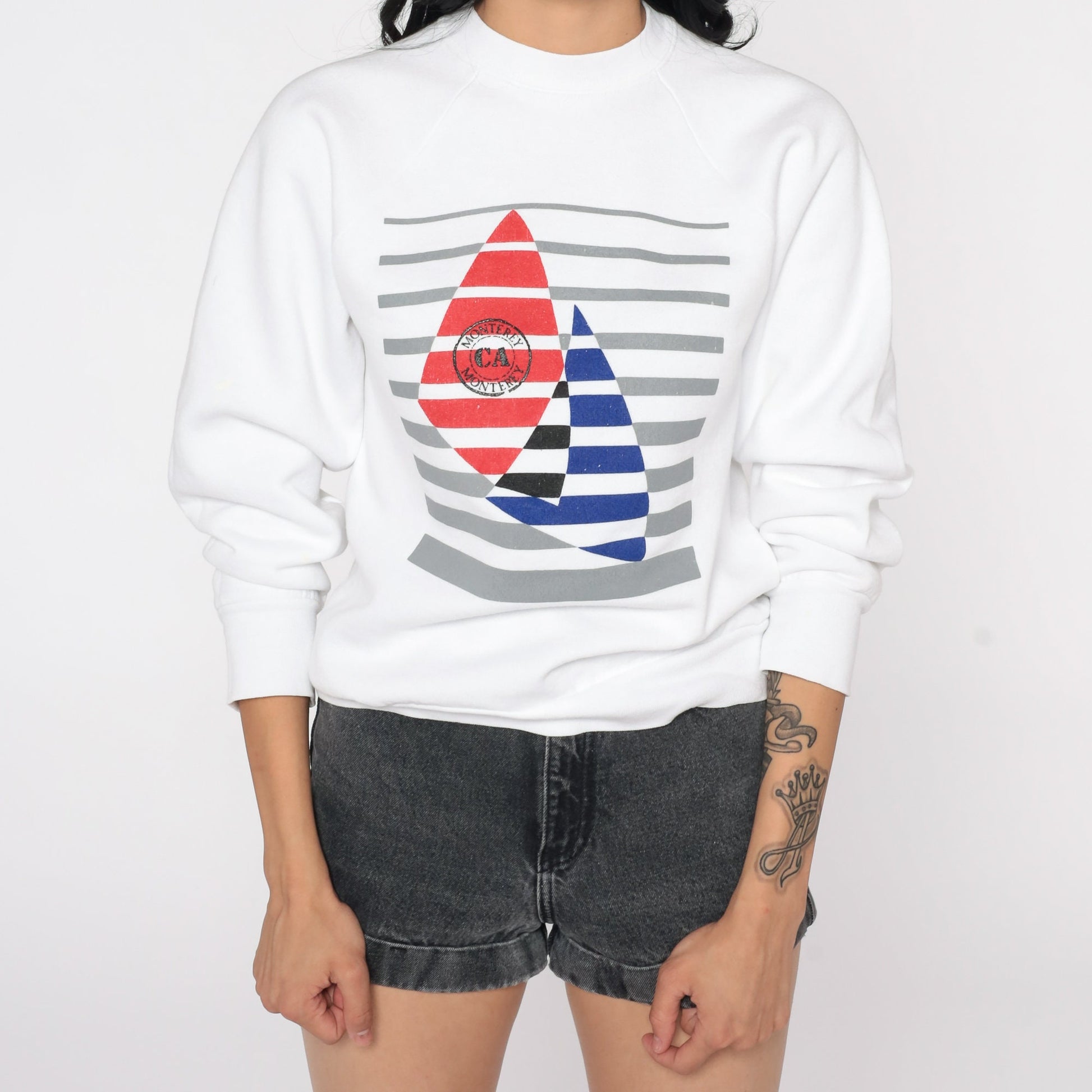 80s Monterey Bay Sailboat Sweatshirt Raglan Sleeve Graphic Pullover Extra Small