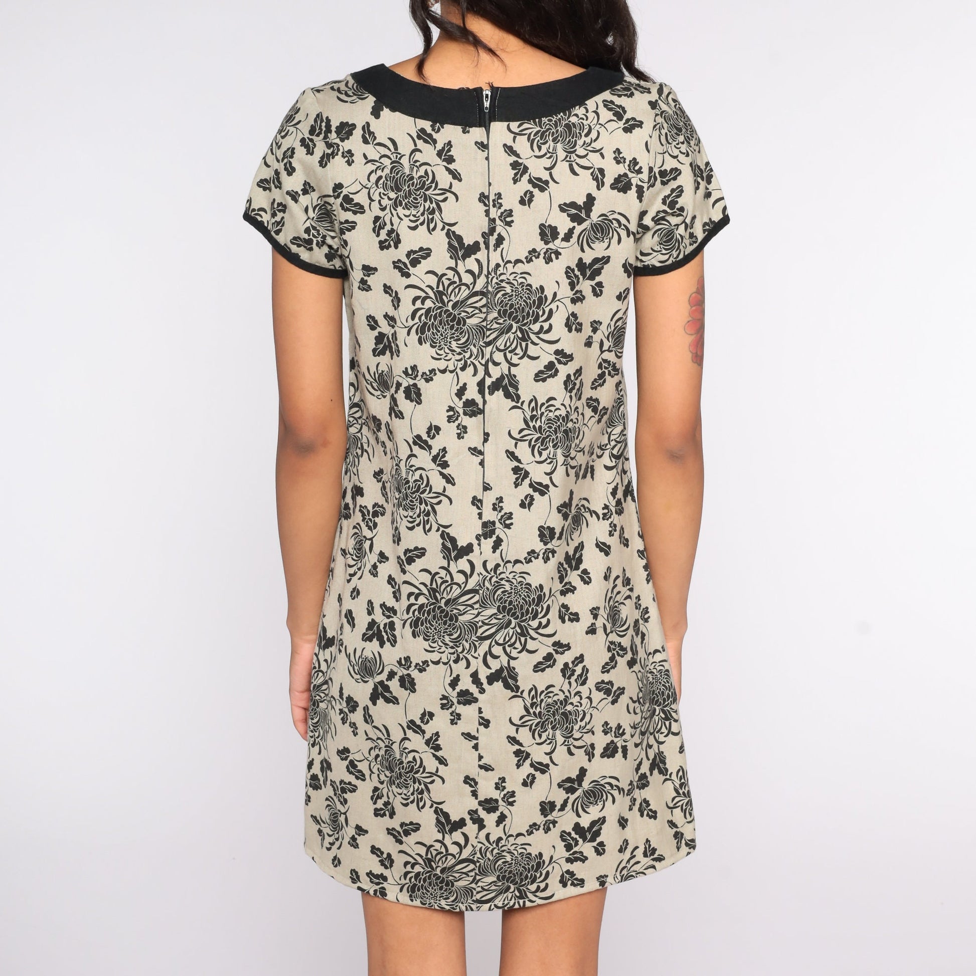90s Tan Floral Shift Mini Dress Short Sleeve Small S
