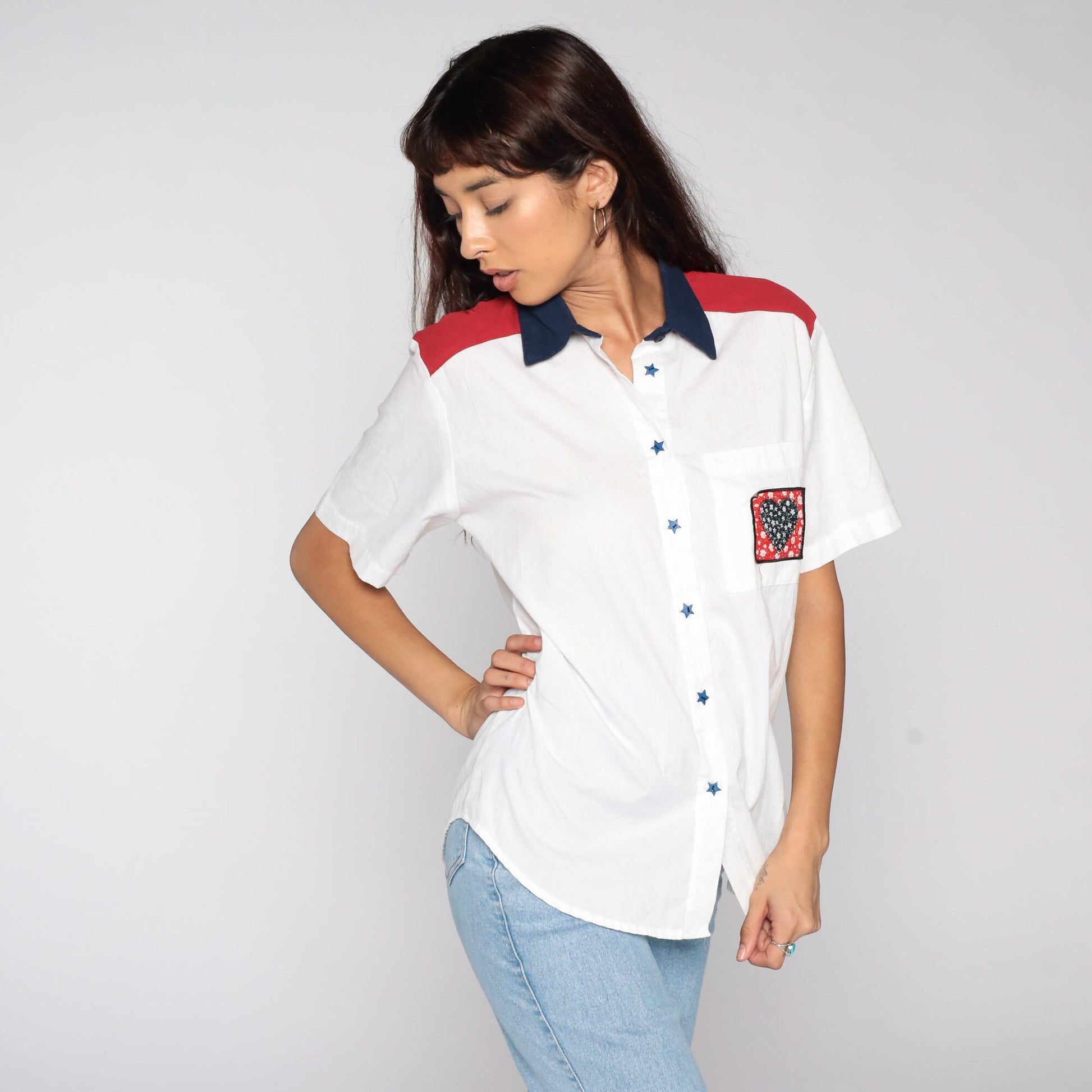 80s Heart Print Button Up Blouse White Short Sleeve Star Buttons Small