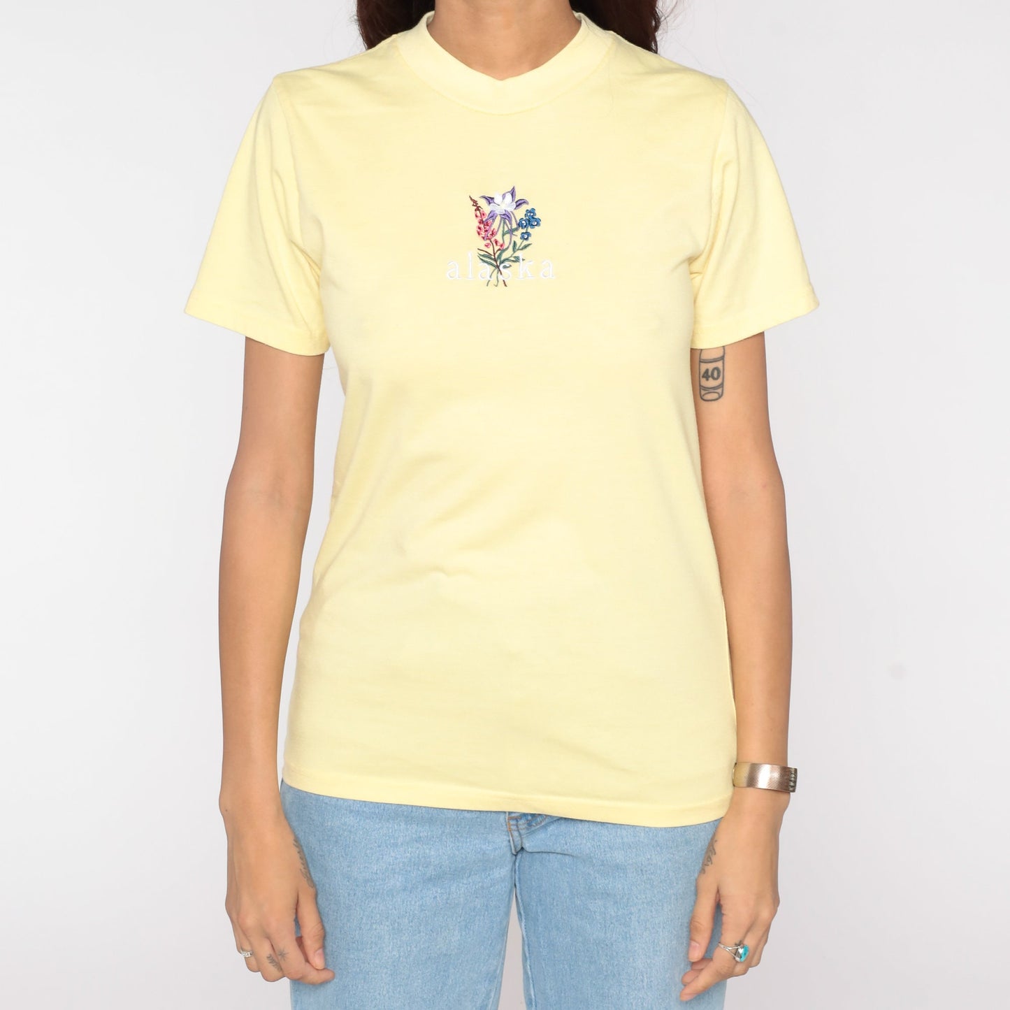 80s Alaska Floral Embroidered Graphic T-Shirt Yellow Cotton Small