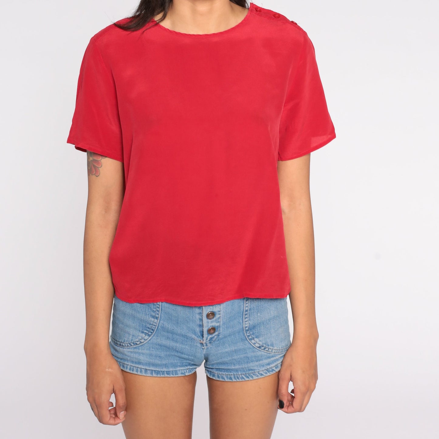 80s Red Silk Button-Up Blouse Short Sleeve Shirt Medium