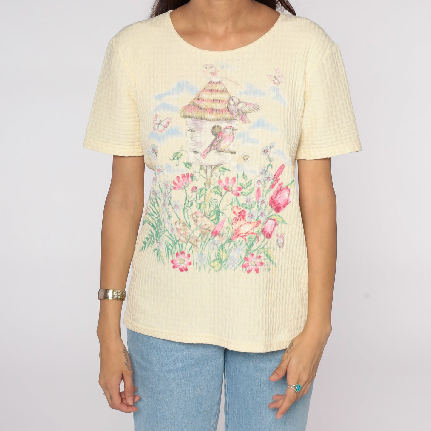 90s Yellow Floral Bird Graphic T-Shirt Ribbed Knit Small S