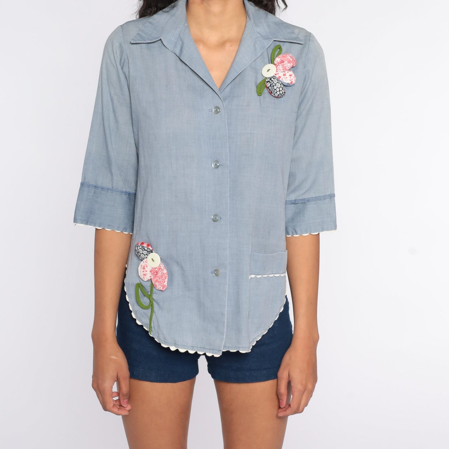 70s Blue Chambray Shirt Floral Applique Button Up Cotton Medium