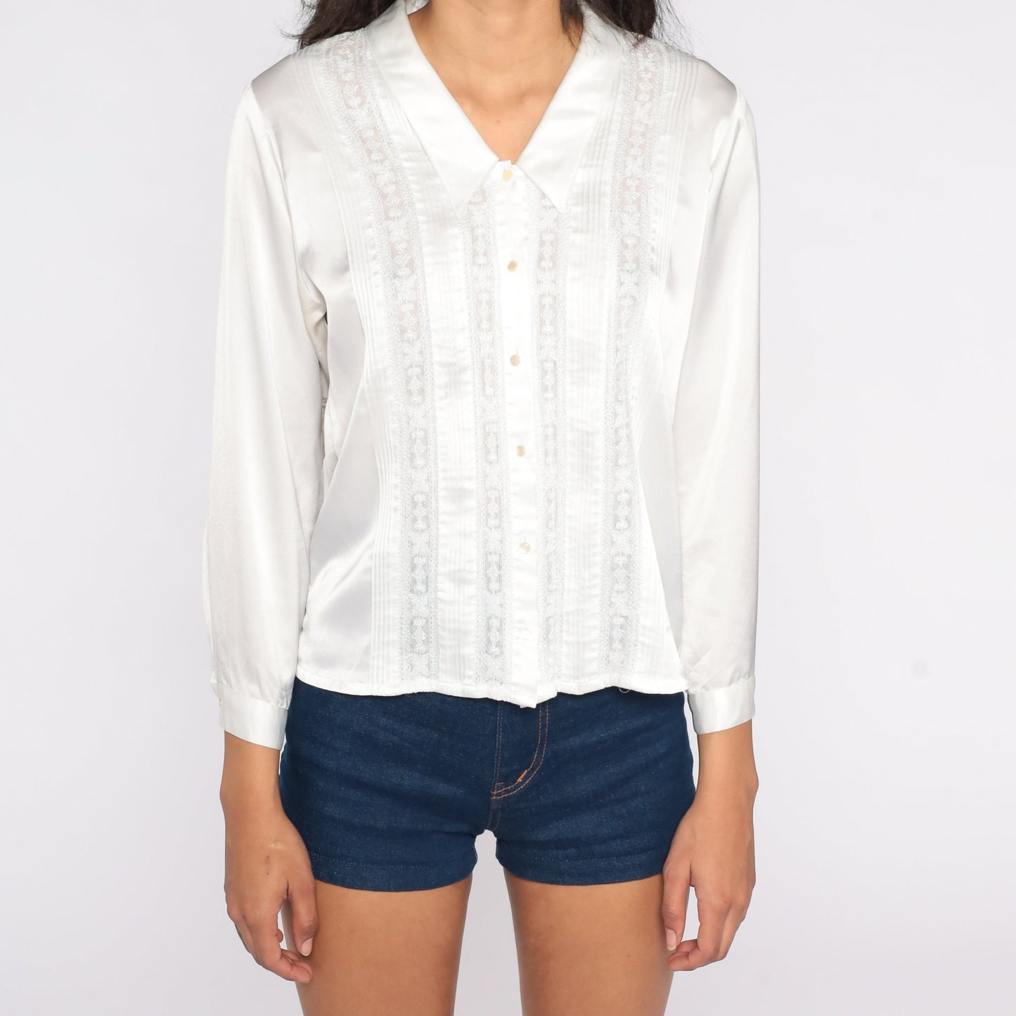 80s White Satin Blouse Lace Trim Chelsea Collar Button Up Small