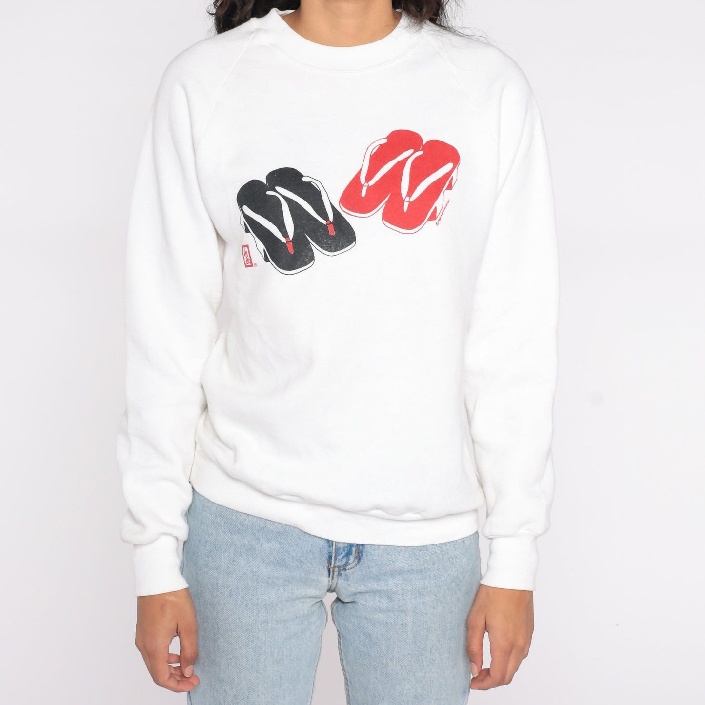 80s Japanese Geta Sandal Graphic Sweatshirt White Raglan Crewneck Medium