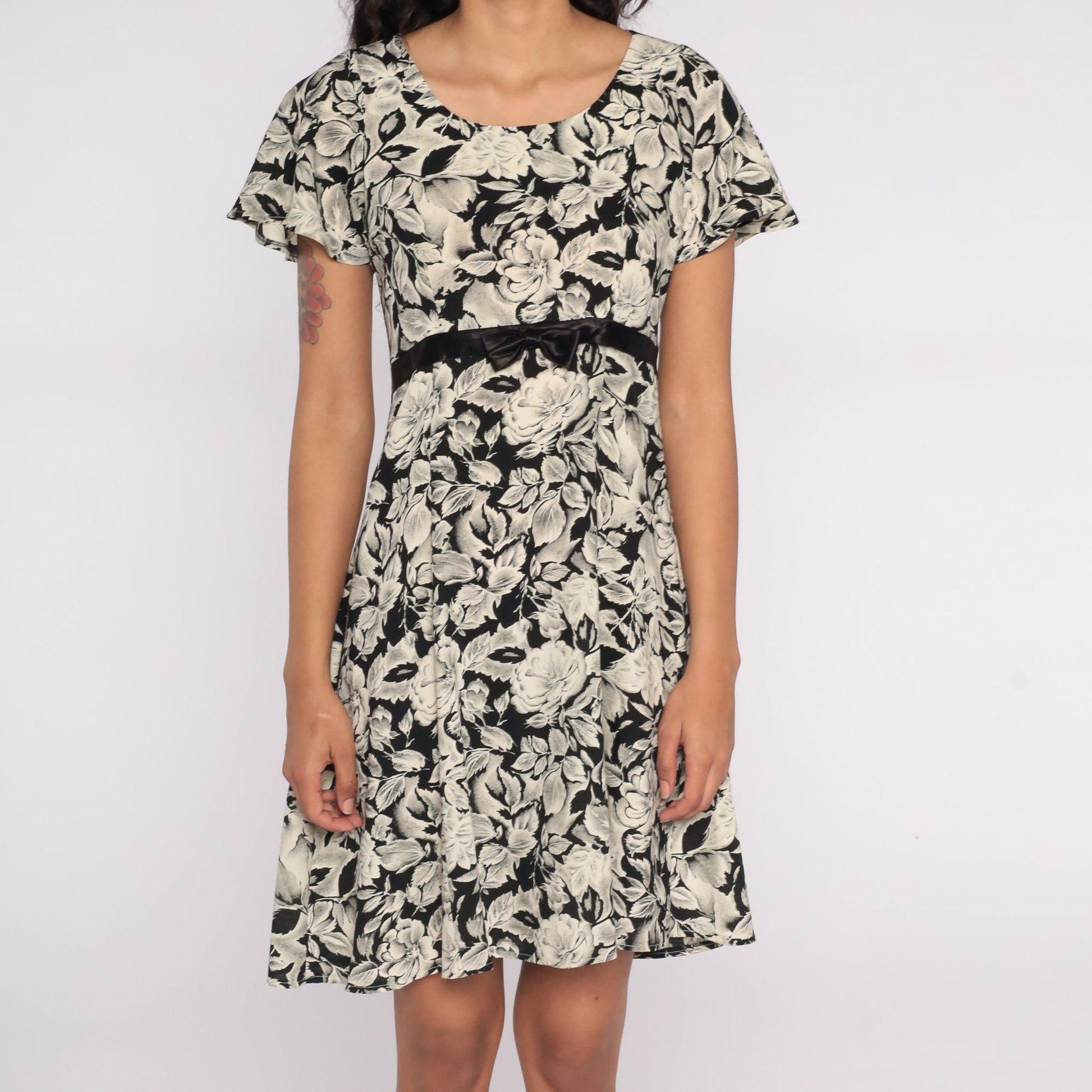 90s Floral Mini Dress Flutter Sleeve Black Off-White Empire Waist Small