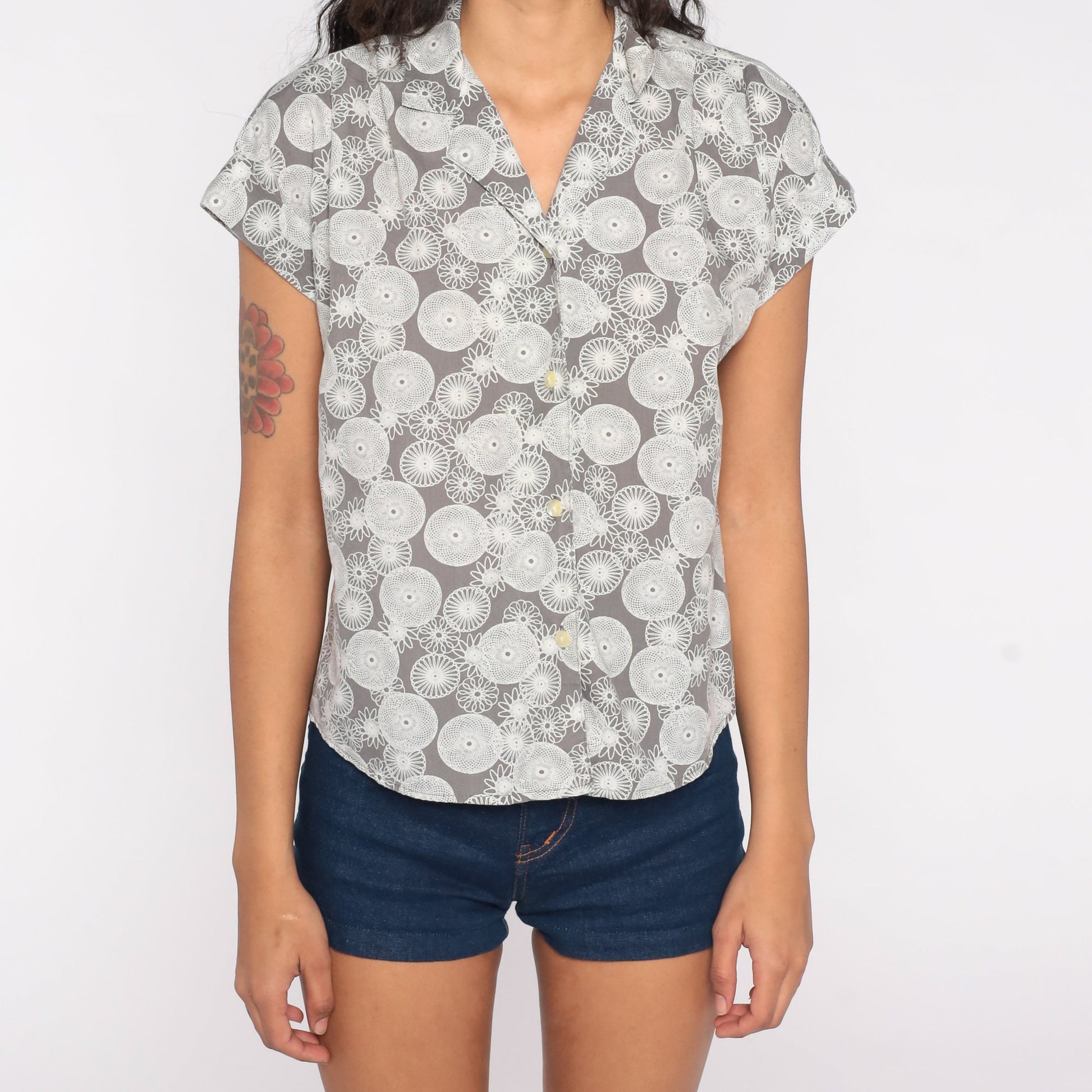 90s Spirograph Abstract Print Button Up Shirt Grey White Medium