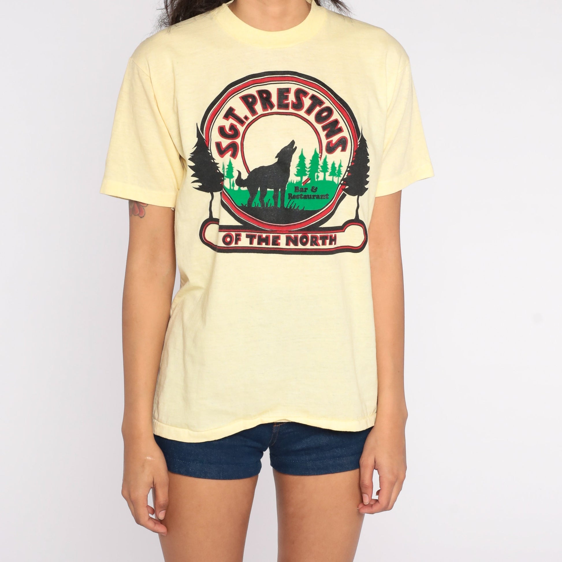 80s Sgt Preston's of the North Graphic T-Shirt Yellow Lafayette Indiana Large