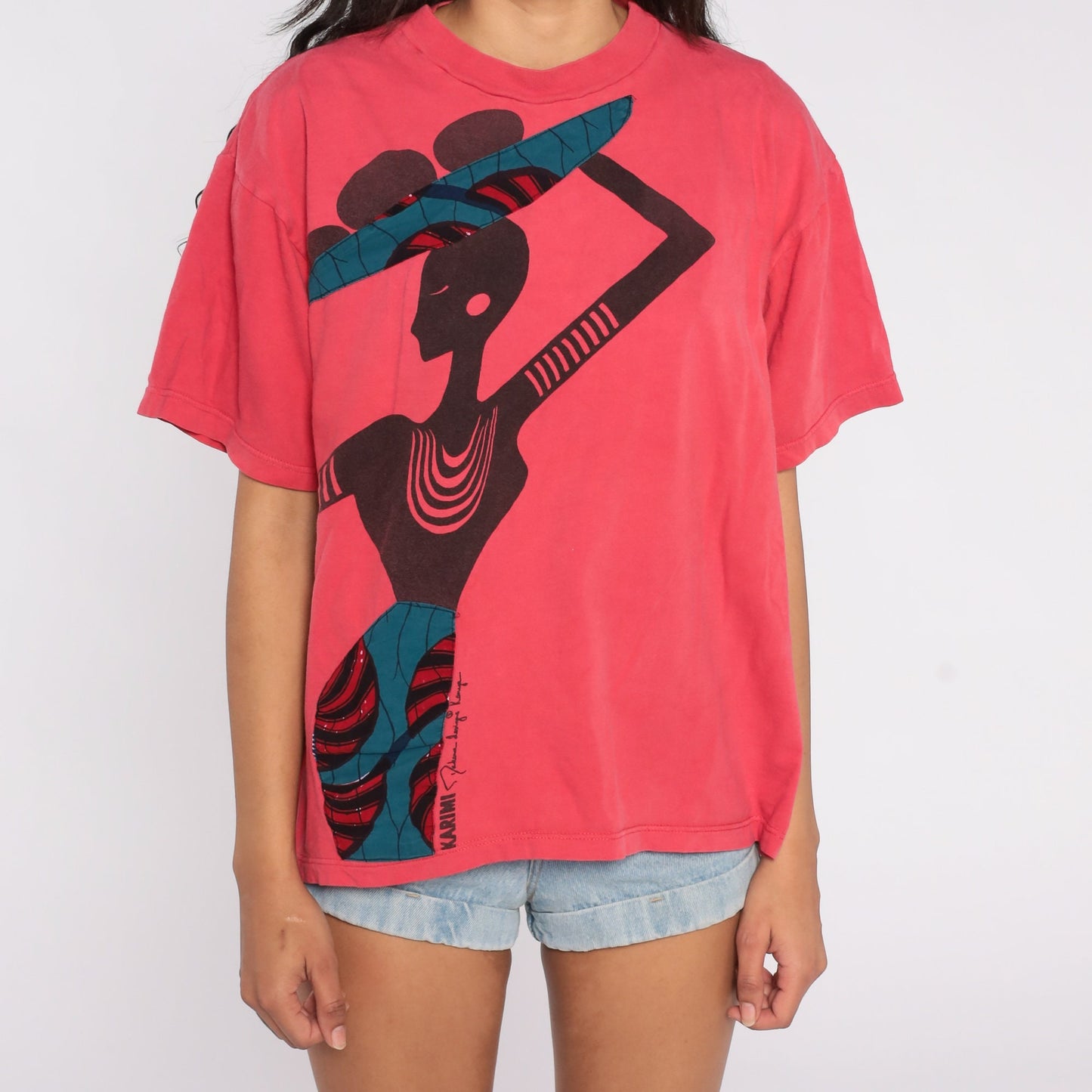 90s Kenyan Village Woman Graphic T-Shirt Cotton Red Large