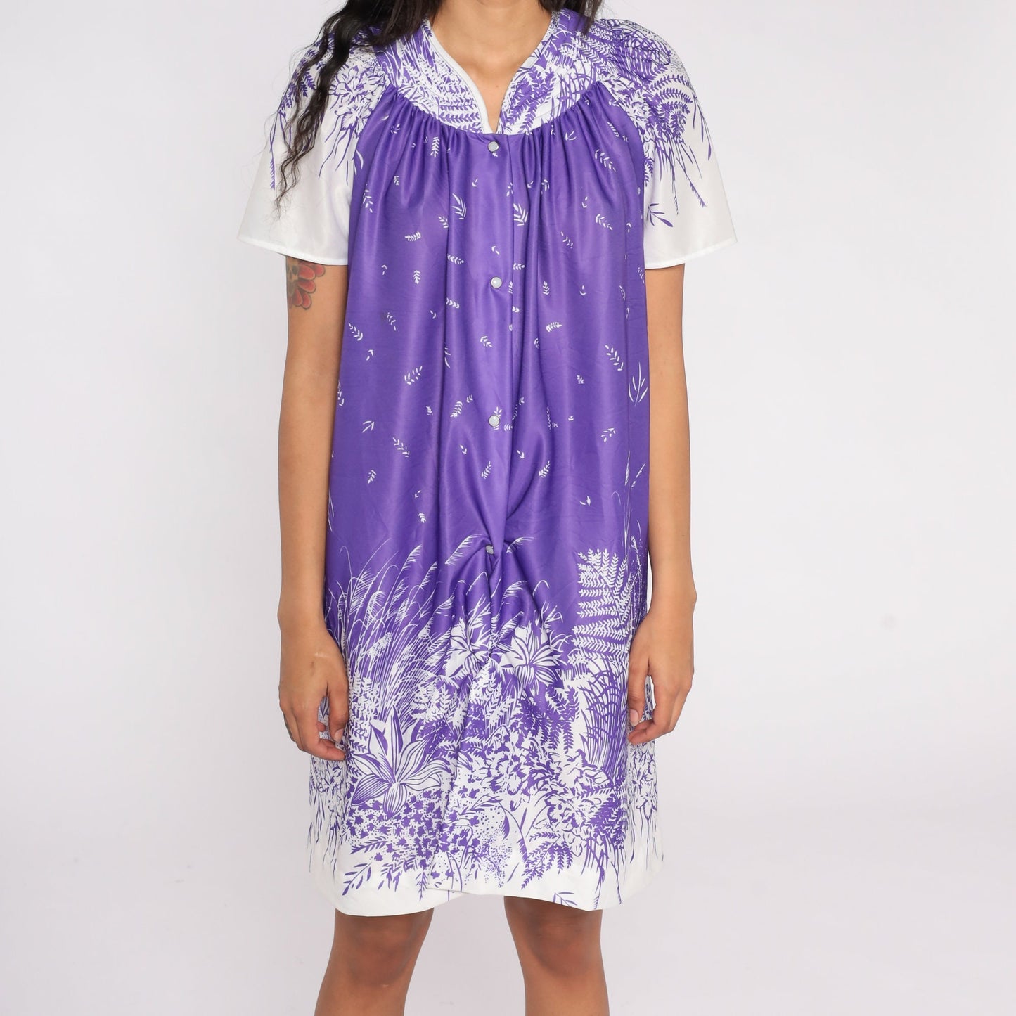 80s Purple Floral Pajama Dress Button-Up Nightgown Short Sleeve Medium