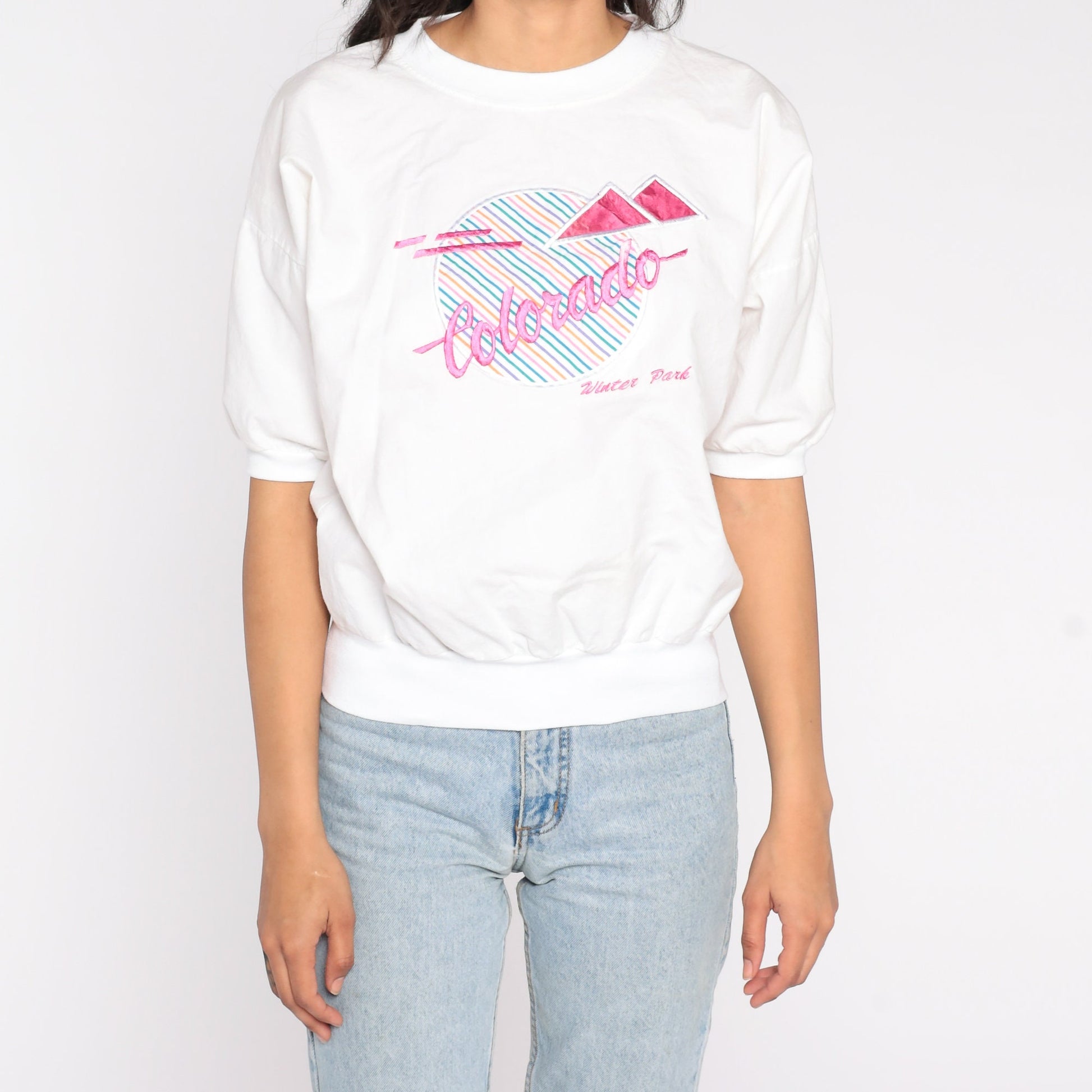 80s Winter Park Colorado Graphic T-Shirt Embroidered Banded Hem White Pink Small