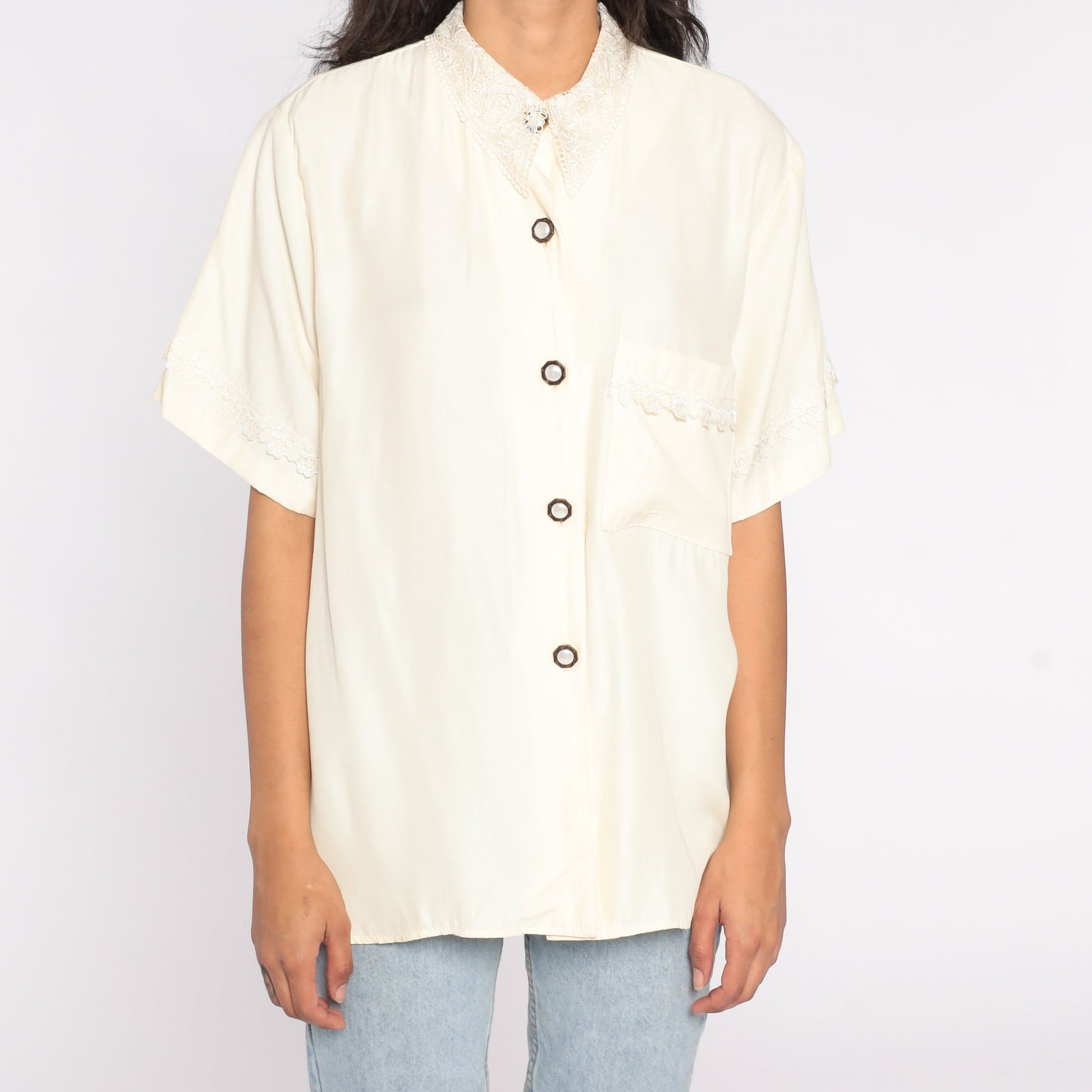 80s Cream Lace Collar Button-Up Blouse Short Sleeve Vintage Shirt XXL