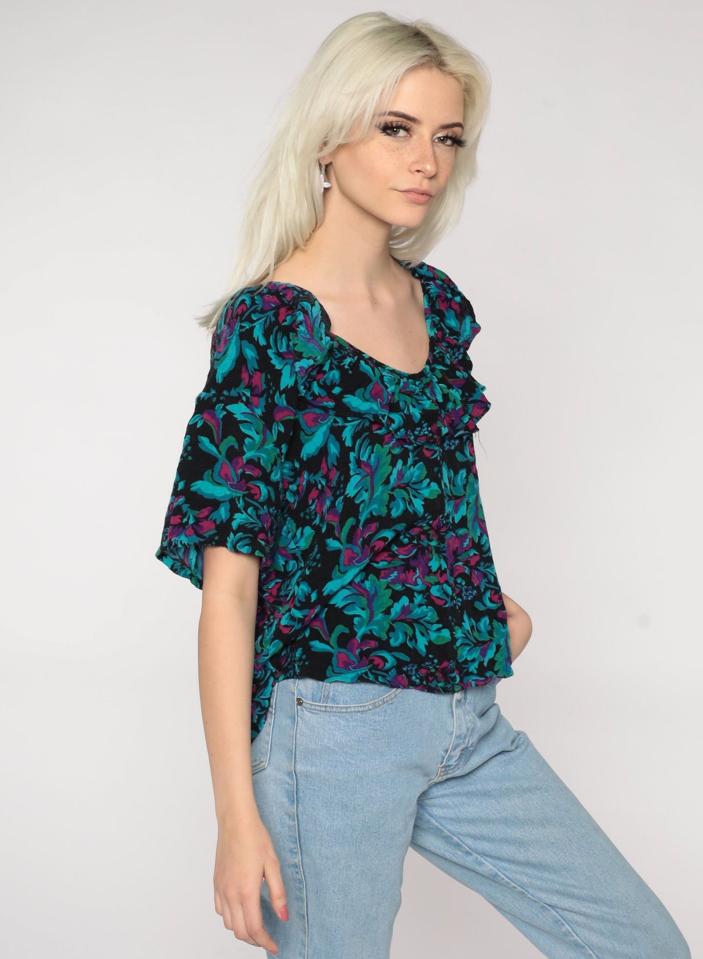 80s Floral Ruffle Blouse Black Green Flower Print Short Sleeve Large