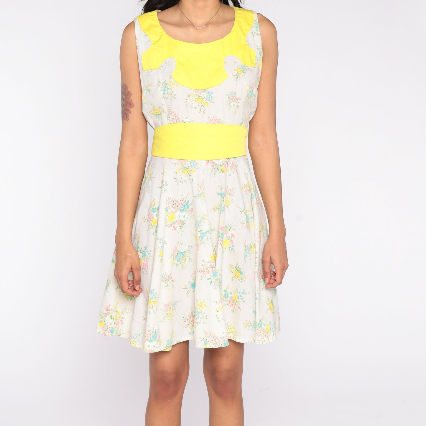 60s Floral Mini Dress Yellow Empire Waist Sleeveless Calico Print Medium