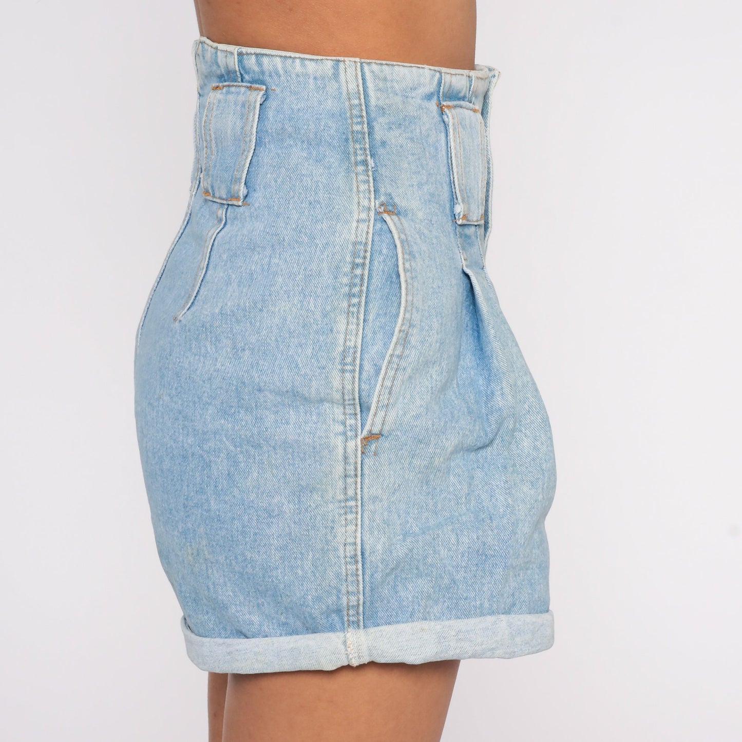 90s Light Wash Denim Shorts High Waisted Pleated Cuffed Small
