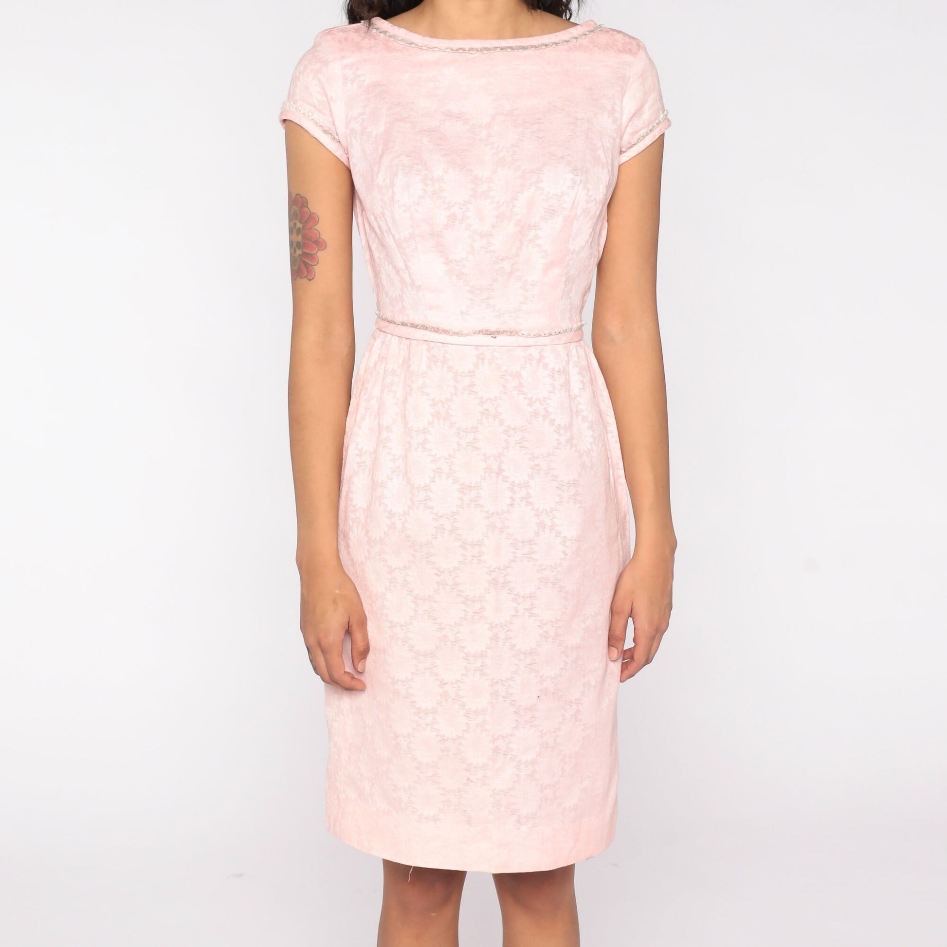 60s Baby Pink Floral Sheath Dress Cap Sleeve Knee Length Extra Small XS