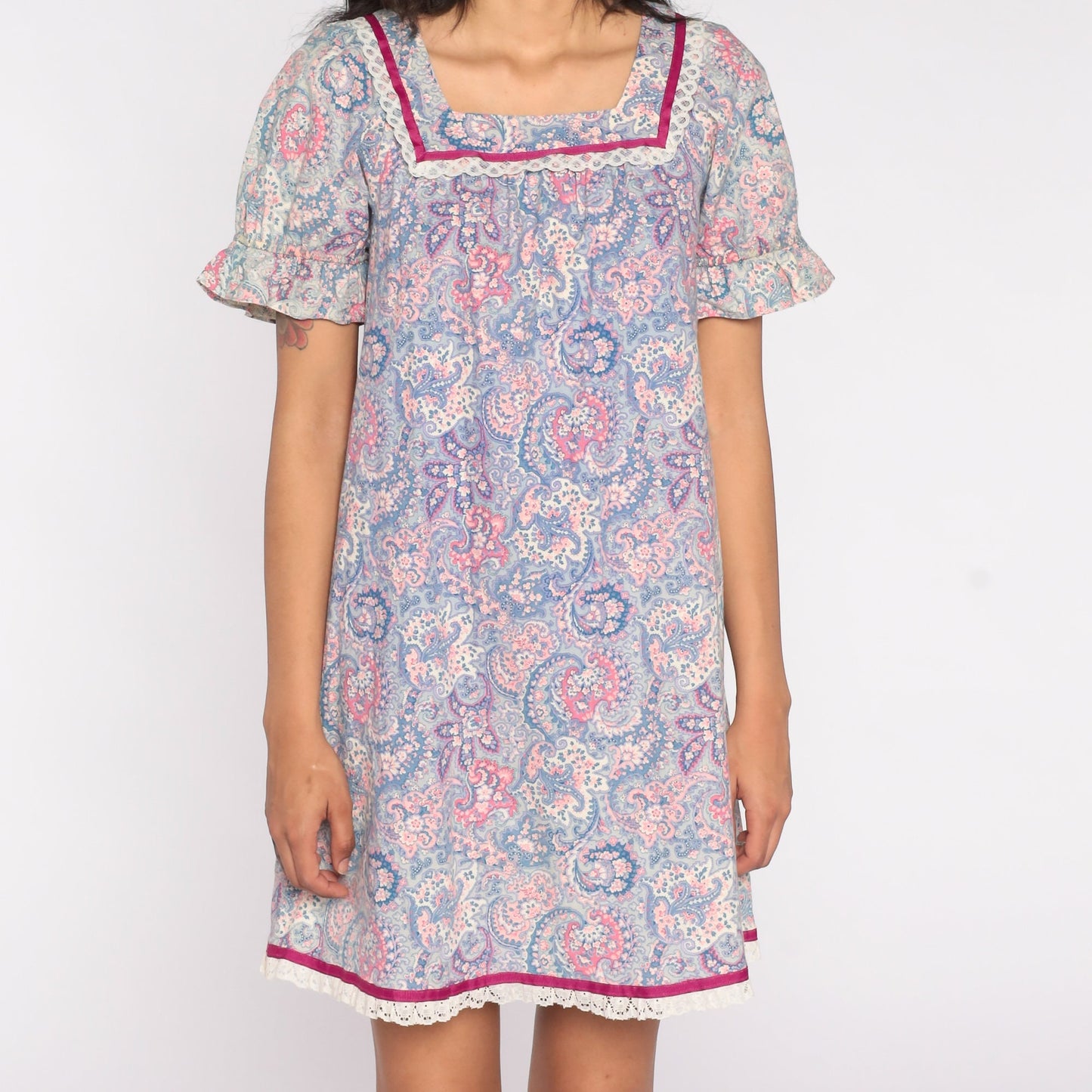 80s Paisley Mini Dress Puff Sleeve Shift Cut Lace Trim Small
