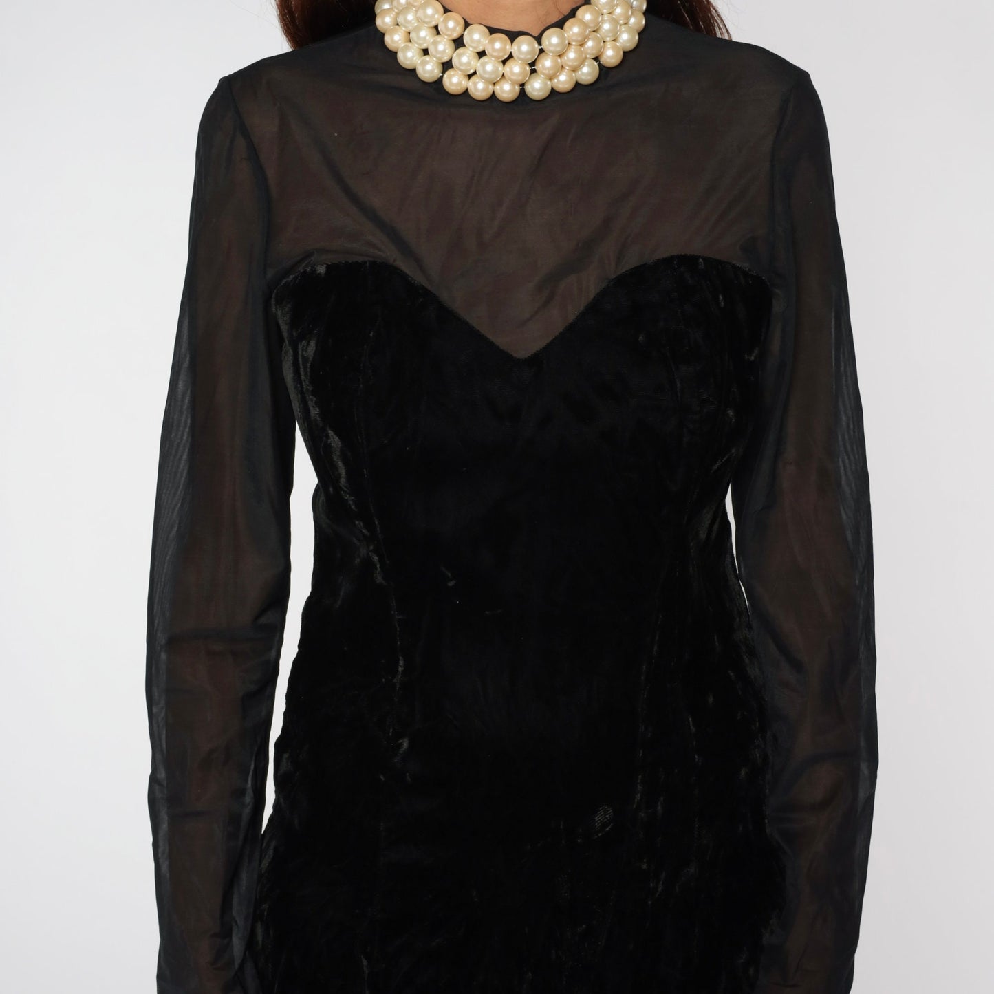 80s Black Velvet Beaded Sweetheart Dress Illusion Neckline Sheath Cocktail Medium