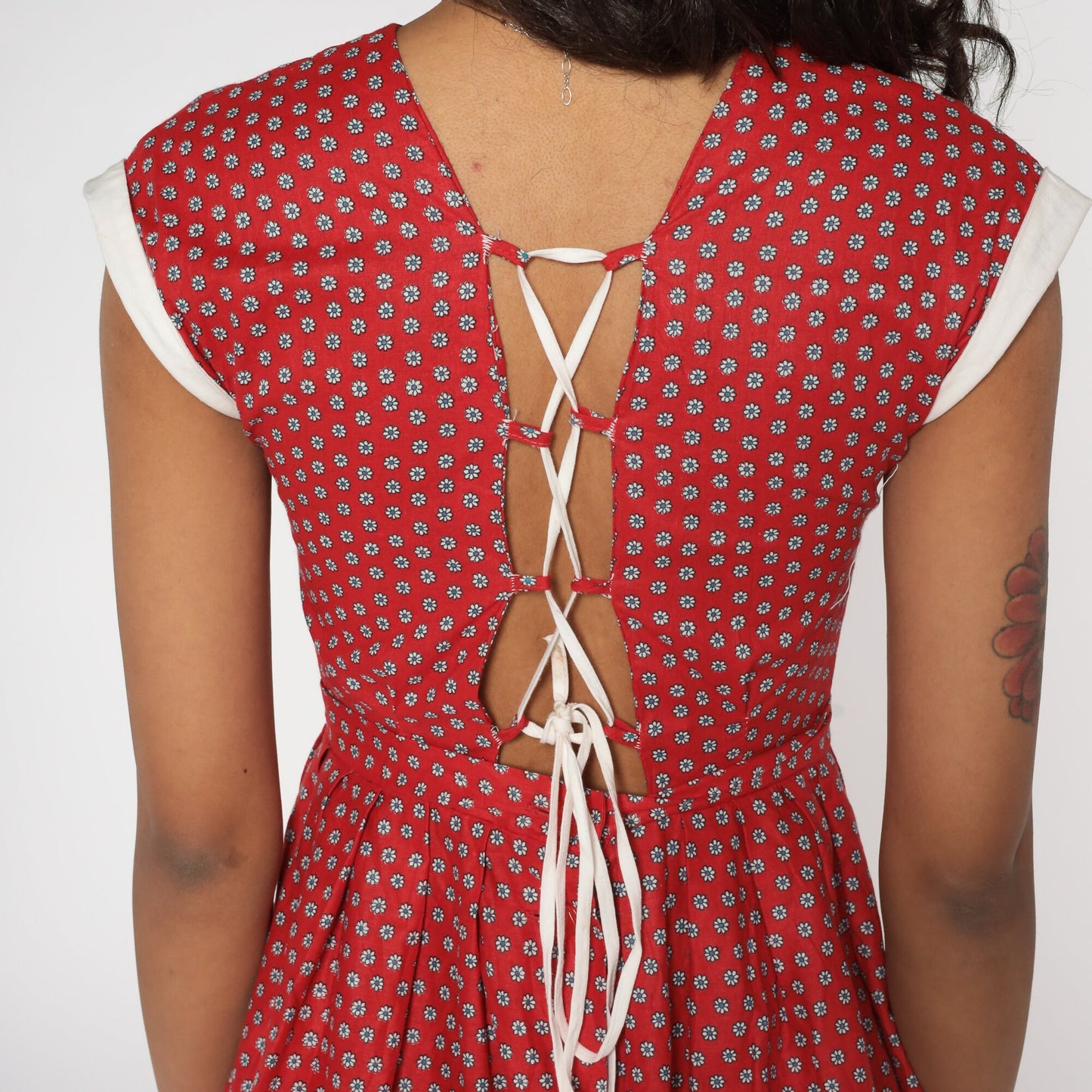 70s Ukrainian Calico Dress Cap Sleeves Lace-Up Corset Floral Mini Extra Small