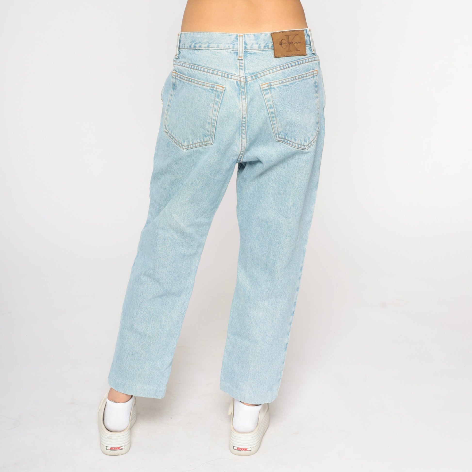 90s Calvin Klein High Waist Straight Leg Mom Jeans Light Wash Denim Medium