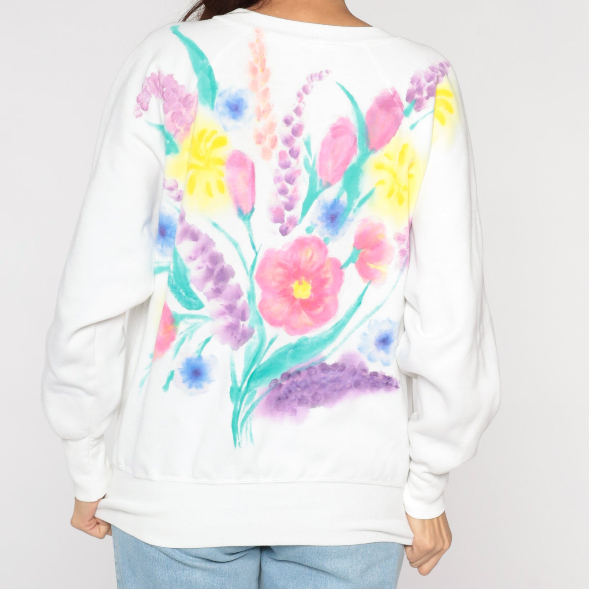 90s Floral Painted Flower Bouquet V-Neck Raglan Sweatshirt White Large