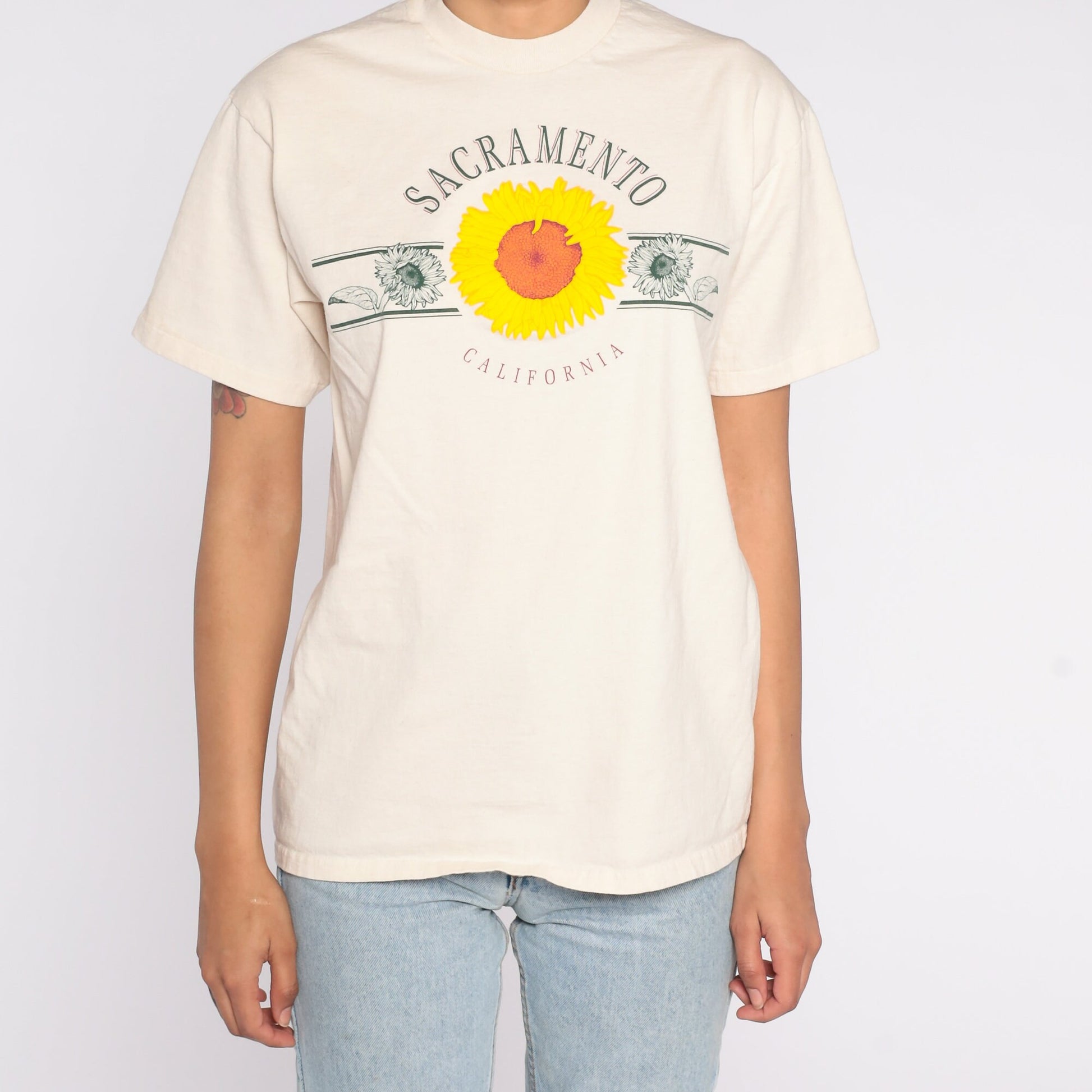 80s Sacramento California Sunflower Graphic T-Shirt Cotton Small
