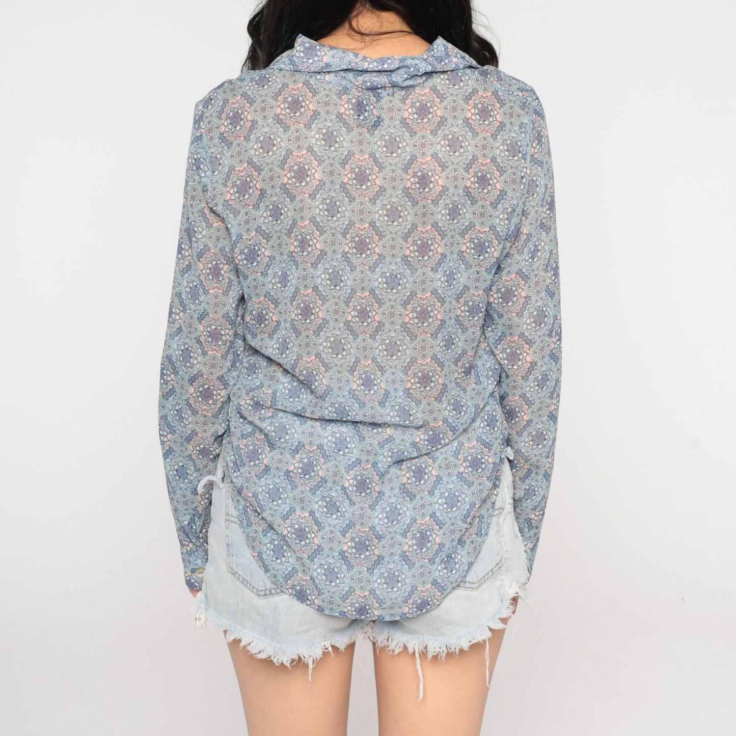 00s Batik Floral Button-Up Blouse Geometric Print Long Sleeve Collared Shirt Small
